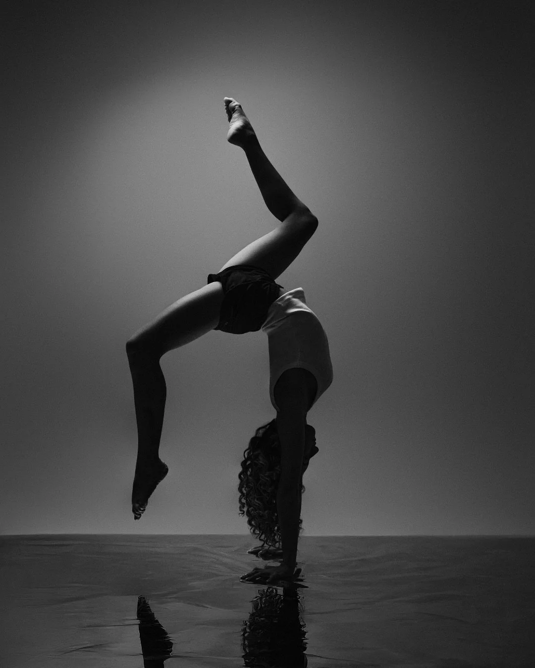 @malani_dancer
@bronzeglowbeauty

-

editorial model, studio shoot, orlando photographer, dance photography