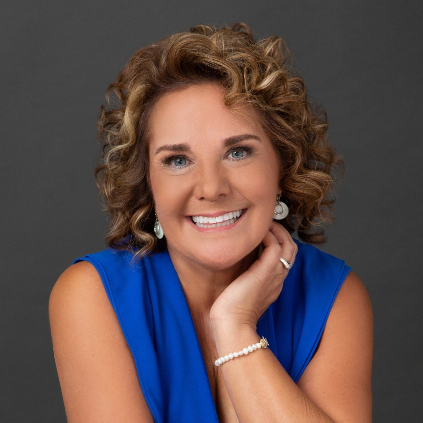 Annie Meehan, renowned speaker and Wise Ink Media author
