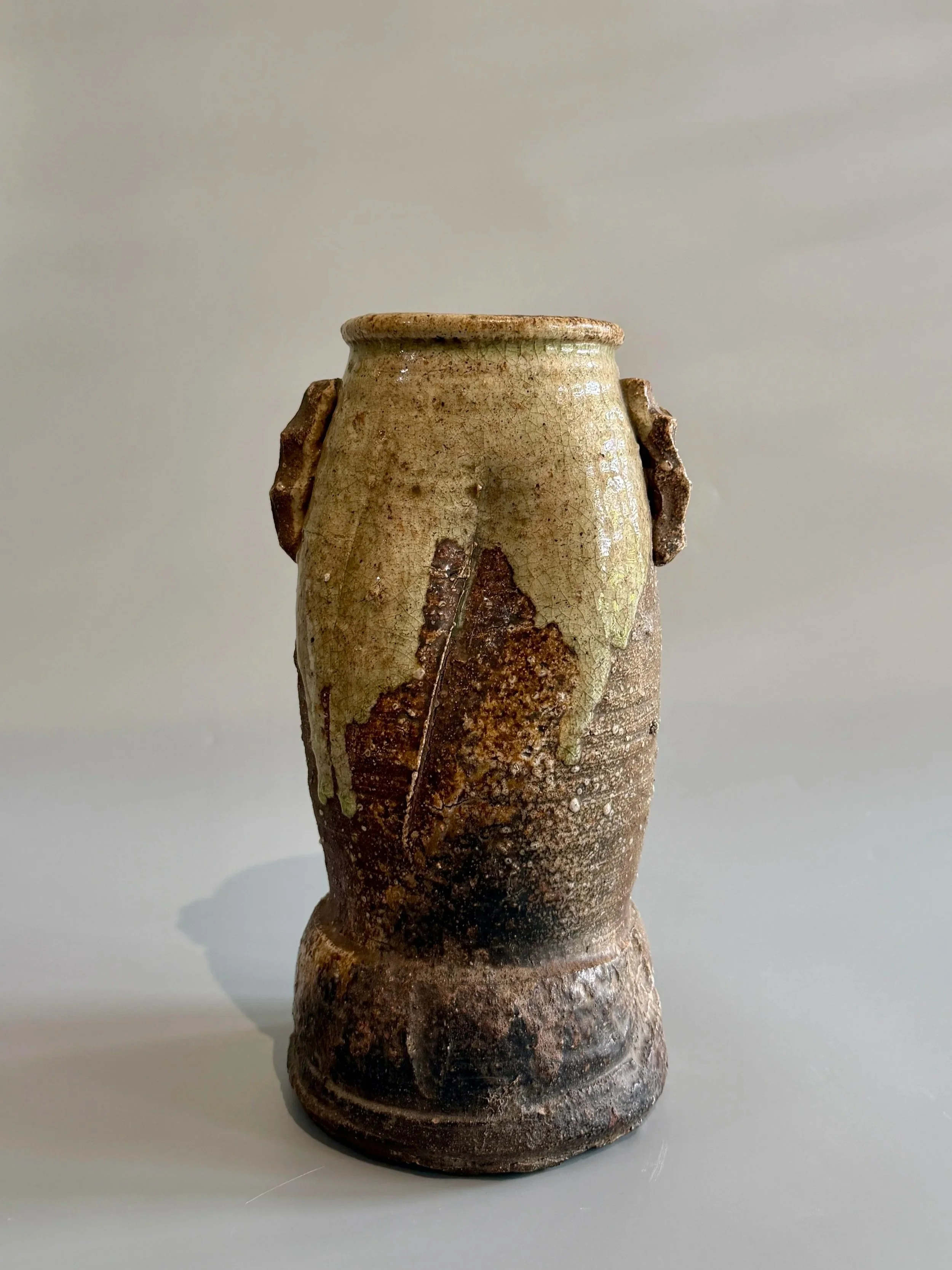 Iga flower vessel