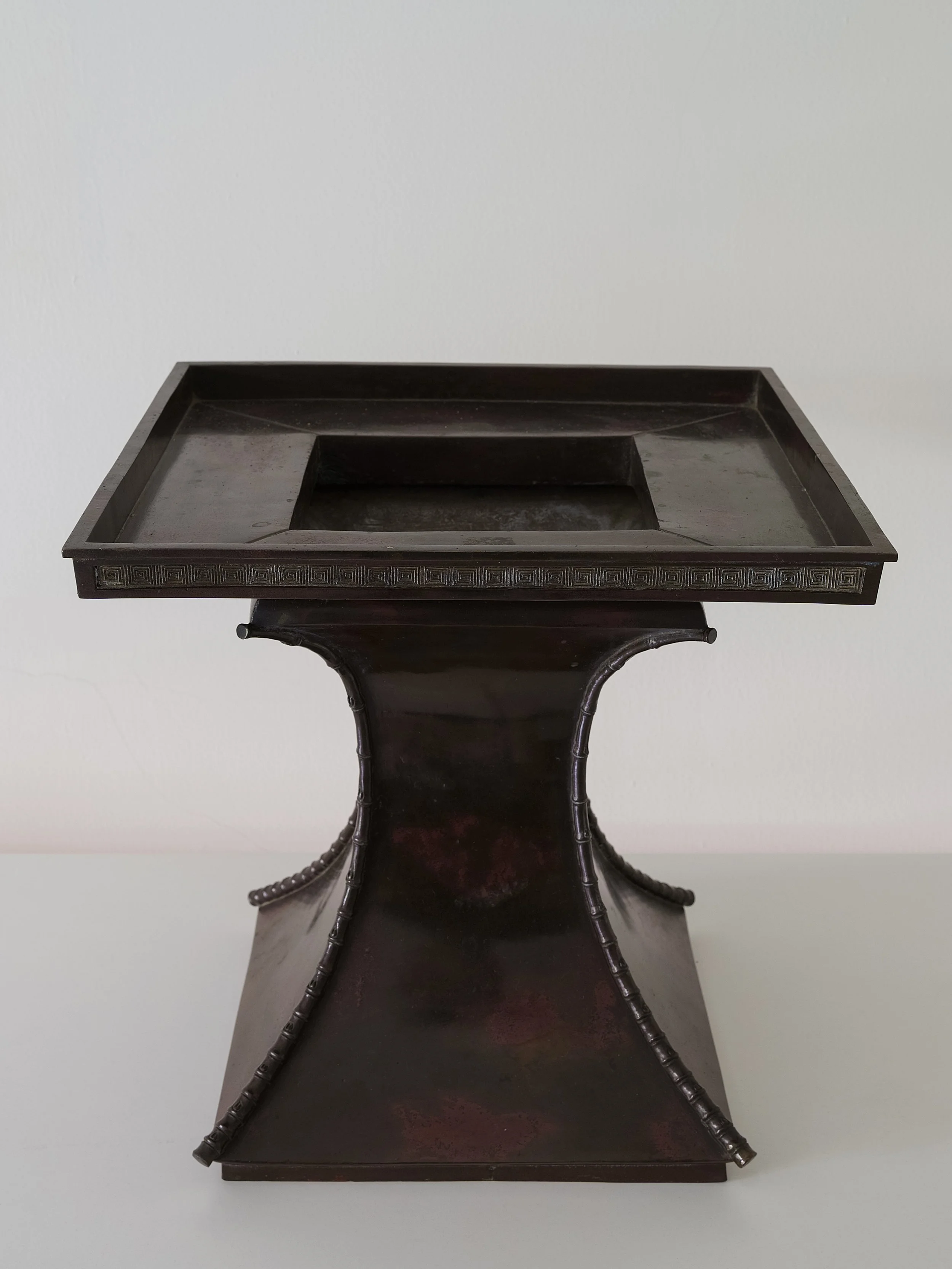 Rikka style bronze flower vessel