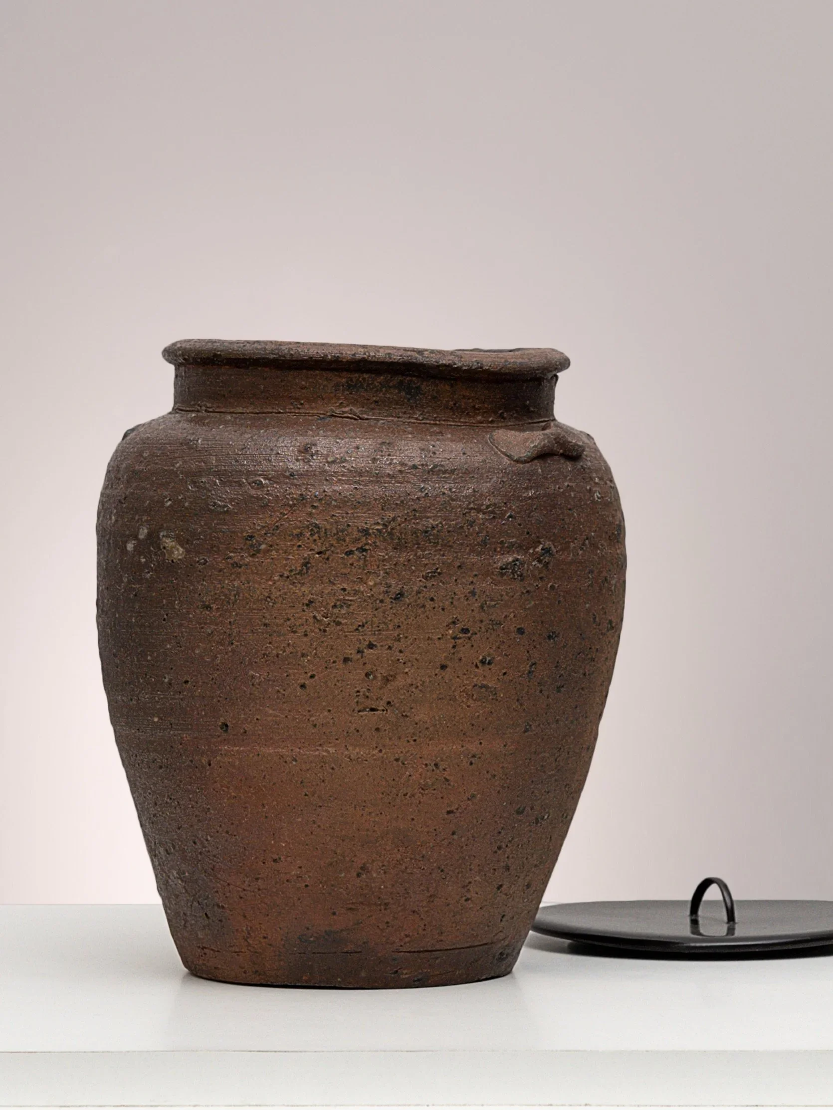 Bizen mizusashi-2.webp