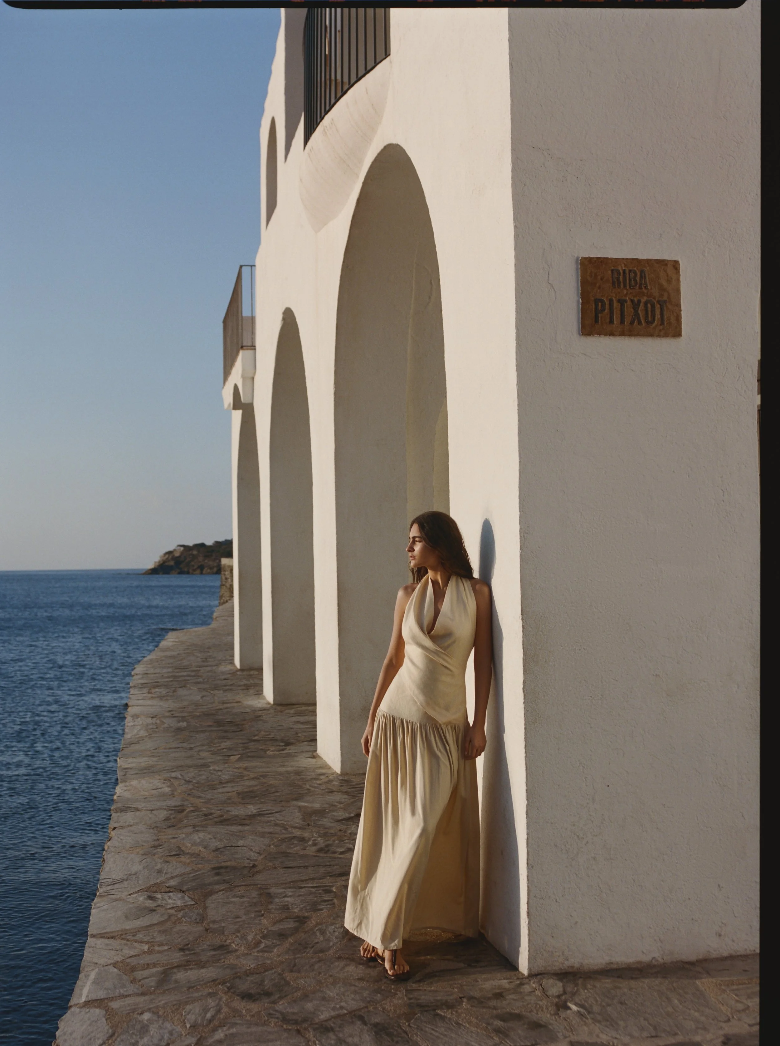 Faithfull_Cadaques_01b.jpg