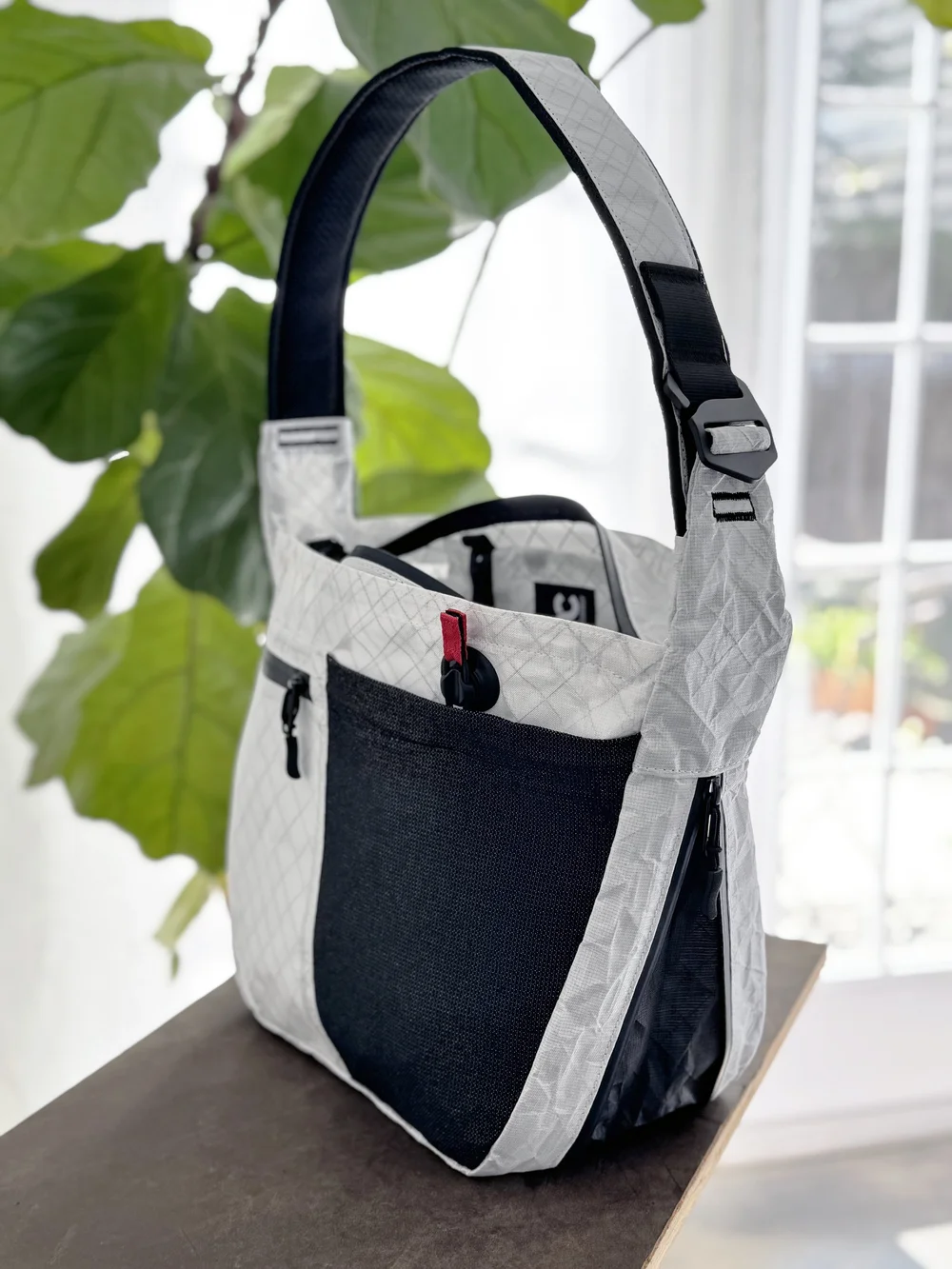 The Day Bag 15L - Ultra200x — HeldClosely