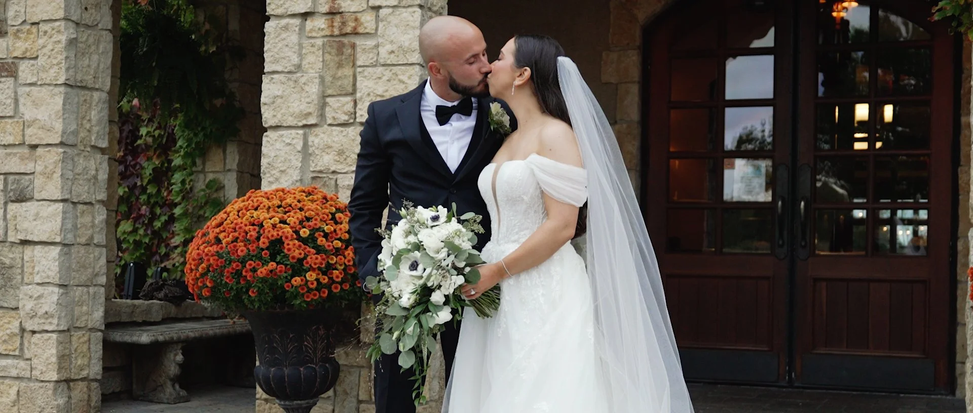 Anna & Andrew.00_01_16_21.Still003.jpg