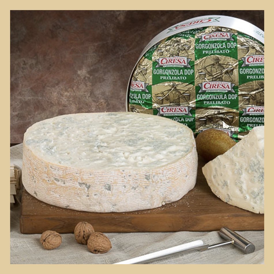 Gorgonzola Piccante (Italian Pasteurized Cow's Milk Cheese)