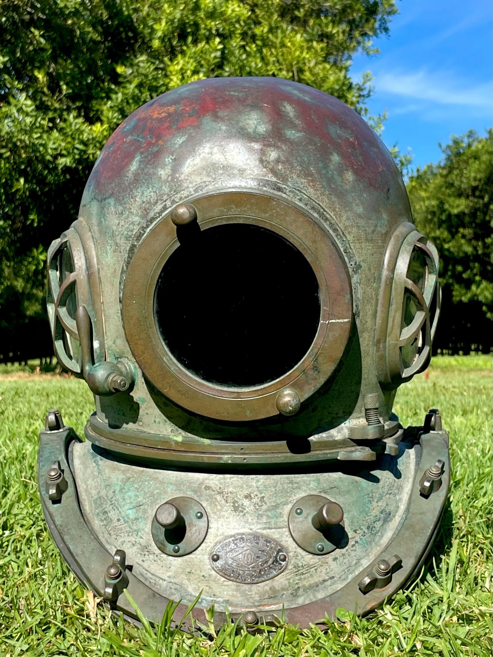 TOA - Diving Helmet
