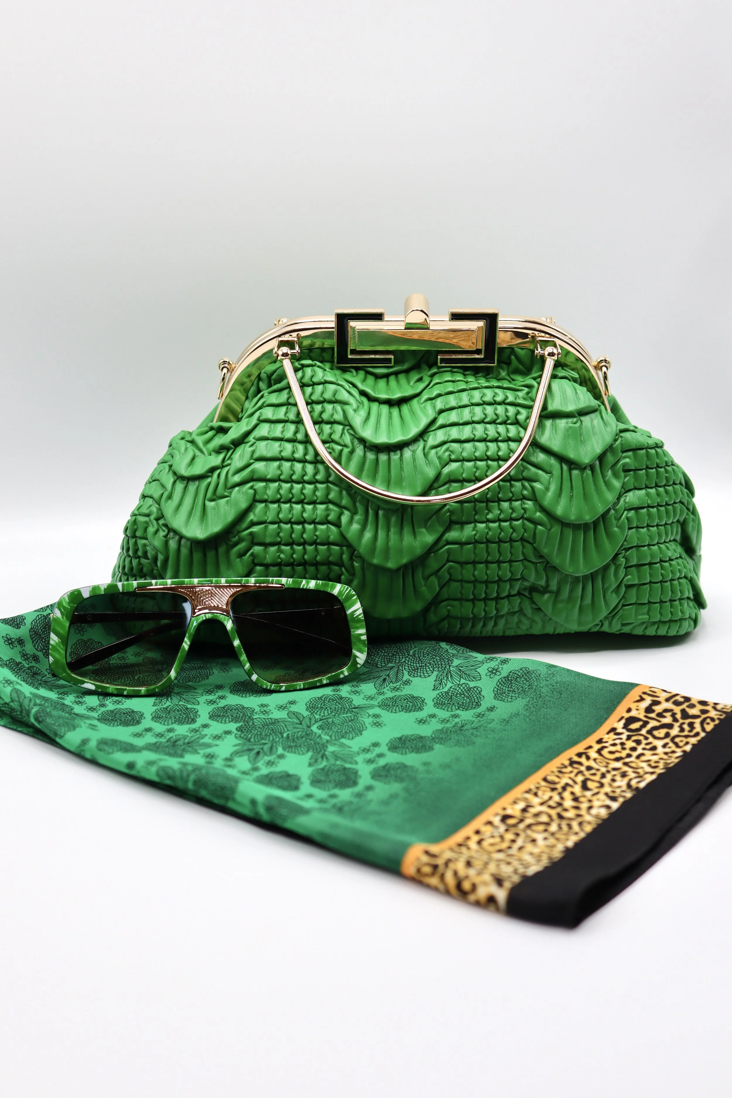 FN10069-@G-GR@20_25L-43X32-075L@563491@725@03@1 - Edited.jpg