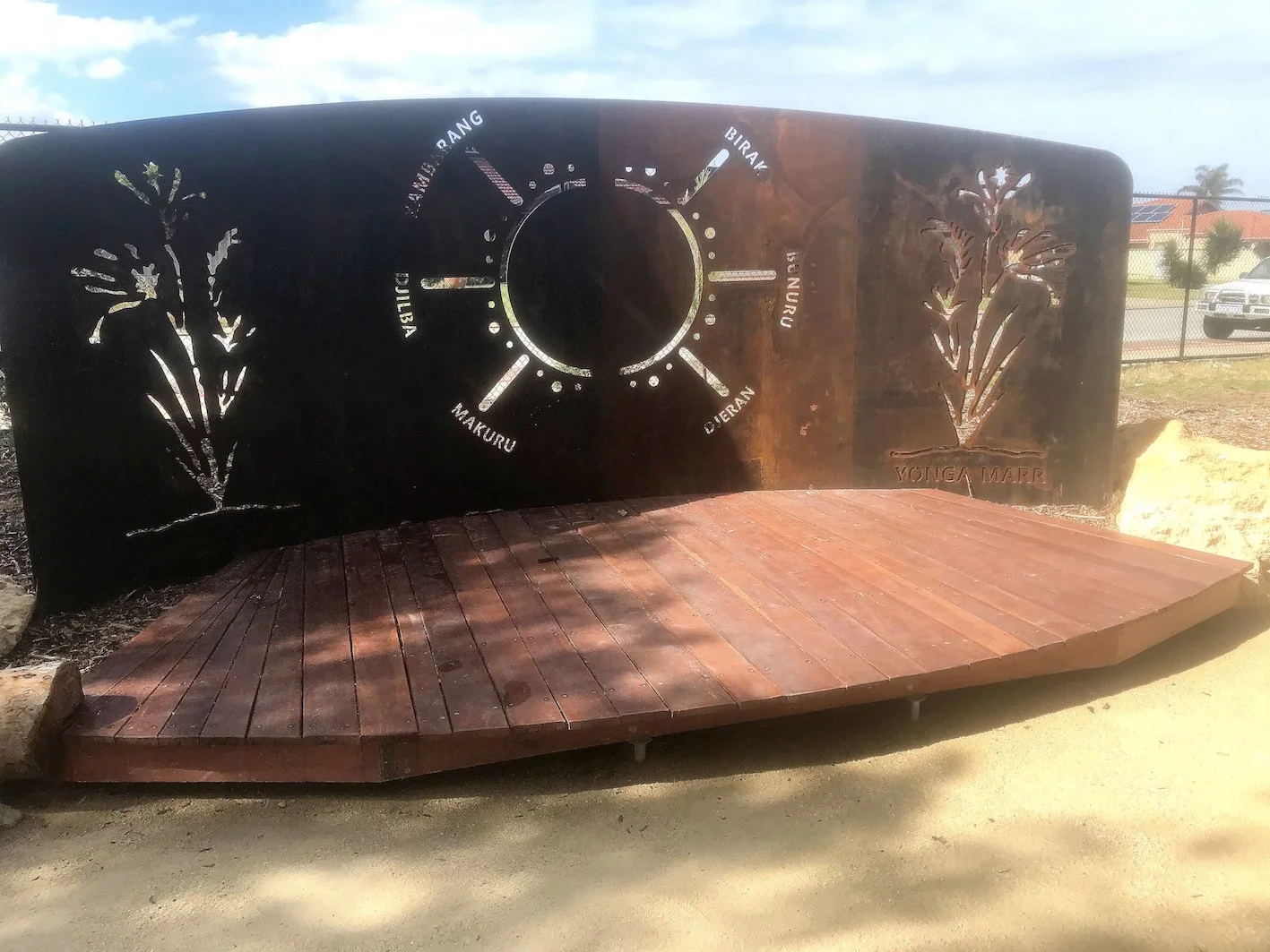 corten-wall amphitheatre_endeavour.jpg