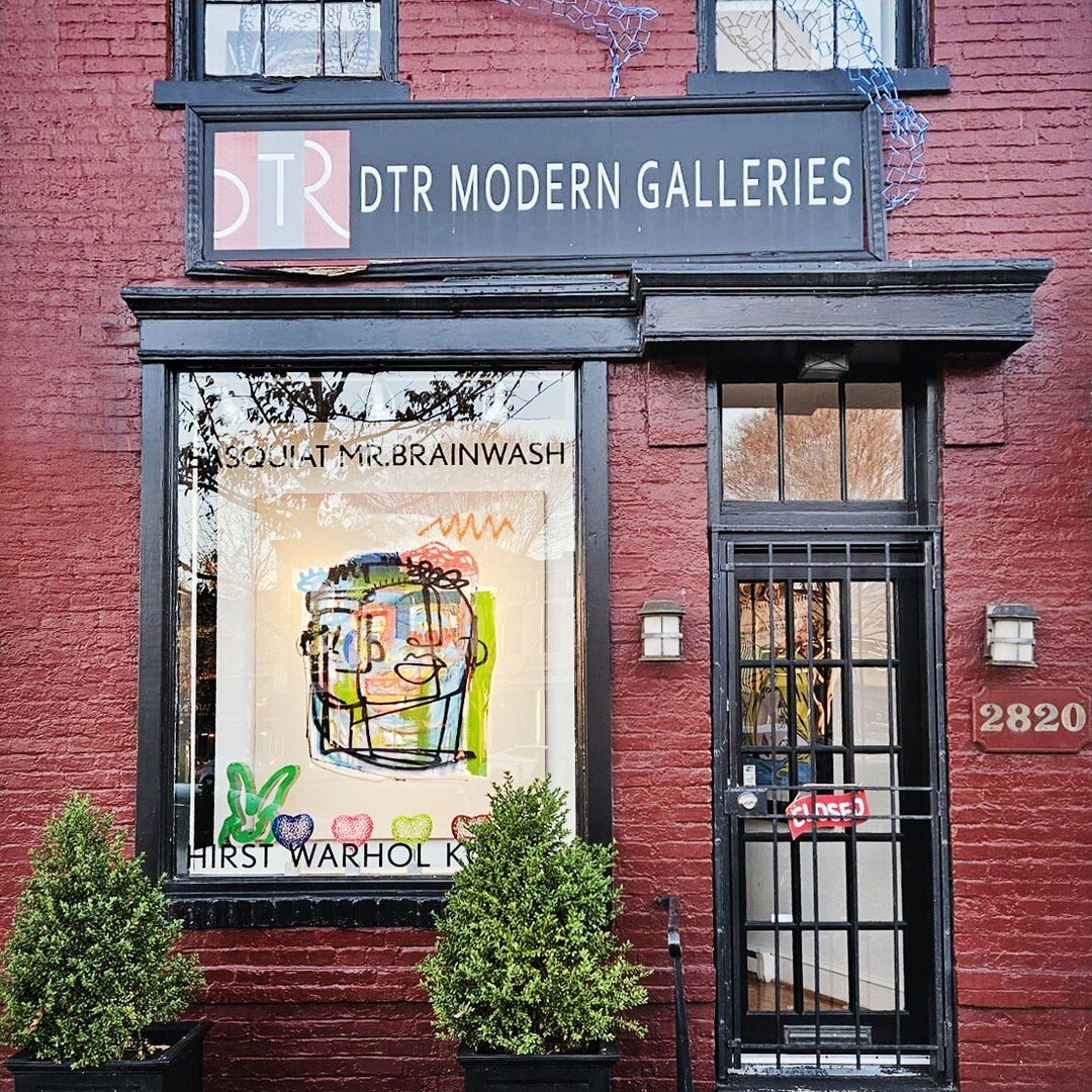 New #ClarenceJames front and center in our #DC gallery's window! Stop by to view full new collection by the artist. 🤩

Link in bio and DM for inquiries.
.
.
.
#dtrmodern #artgallery #streetart #streetartist #graffitiart #popart #popartist #artofthed