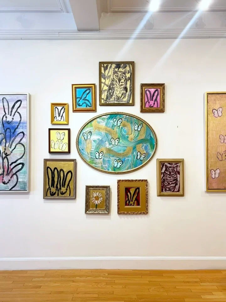 Opening Night 🤩 we are looking forward to welcoming world renowned artist @huntslonem back to #Boston for our annual solo exhibition and exclusive book signing! See you tonight at 6PM 💌

DM for final RSVPs.
.
.
.
#dtrmodern #artgallery #artopening 