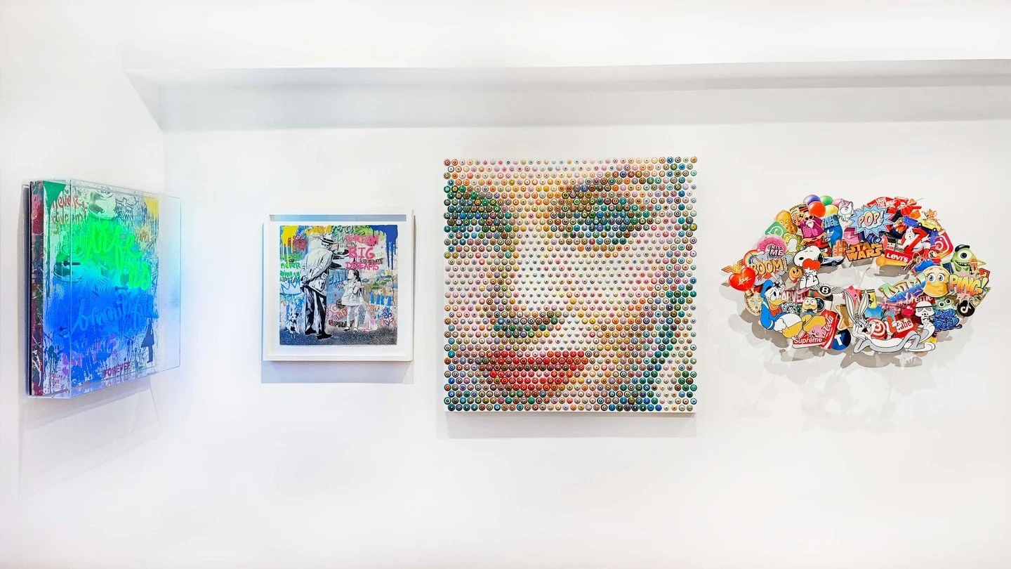 Showing off our mixed media wall display in #Boston 💥 from neon works with @mrbrainwash to acrylic pointillism by @gavinrain and 3D metal sculptures by @chloepopart.. there's a lot to admire!

Link in bio and DM for inquiries.
.
.
.
#dtrmodern #artg