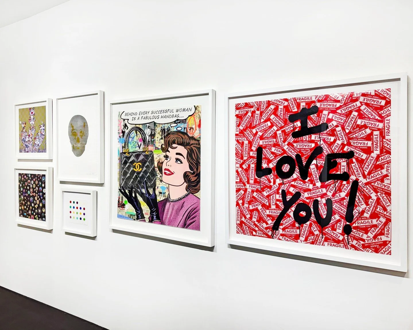 Saturday in #SoHo 💥 featuring a #PopArt mash-up from #TakashiMurakami to @damienhirst to @kingofpopart and @mbrbrainwash.. stop by our New York gallery for more this weekend!

Link in bio and DM for inquiries.
.
.
.
#dtrmodern #artgallery #contempor