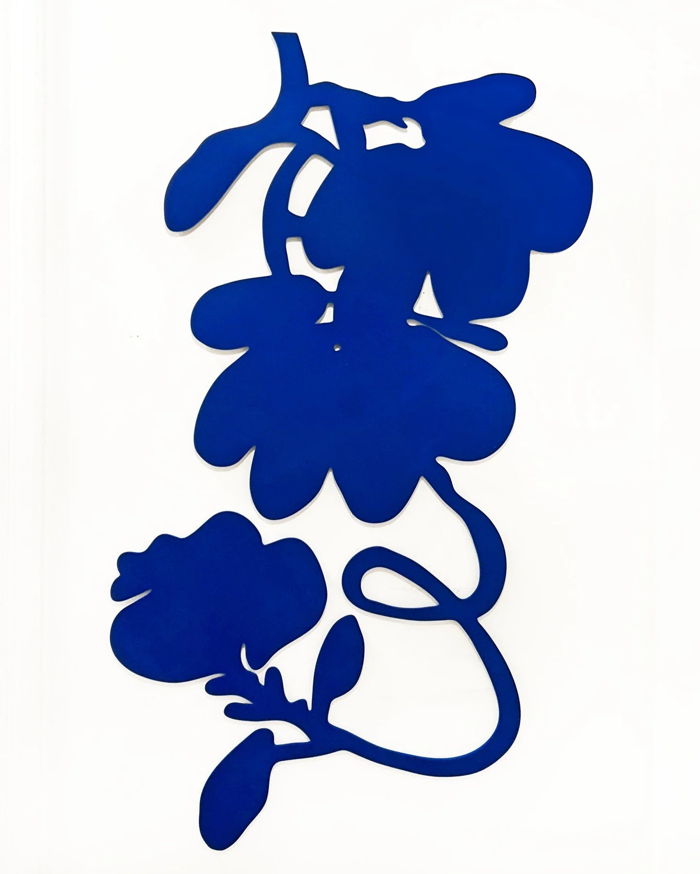 @donaldsultan&rsquo;s iconic wall sculpture is on display in #Boston, &lsquo;Three Blue Lantern Flowers&rsquo;, pictured alongside available #JoanMiro and #RoyLichtenstein.

Link in bio and DM for inquiries.
.
.
.
#dtrmodern #artgallery #contemporary
