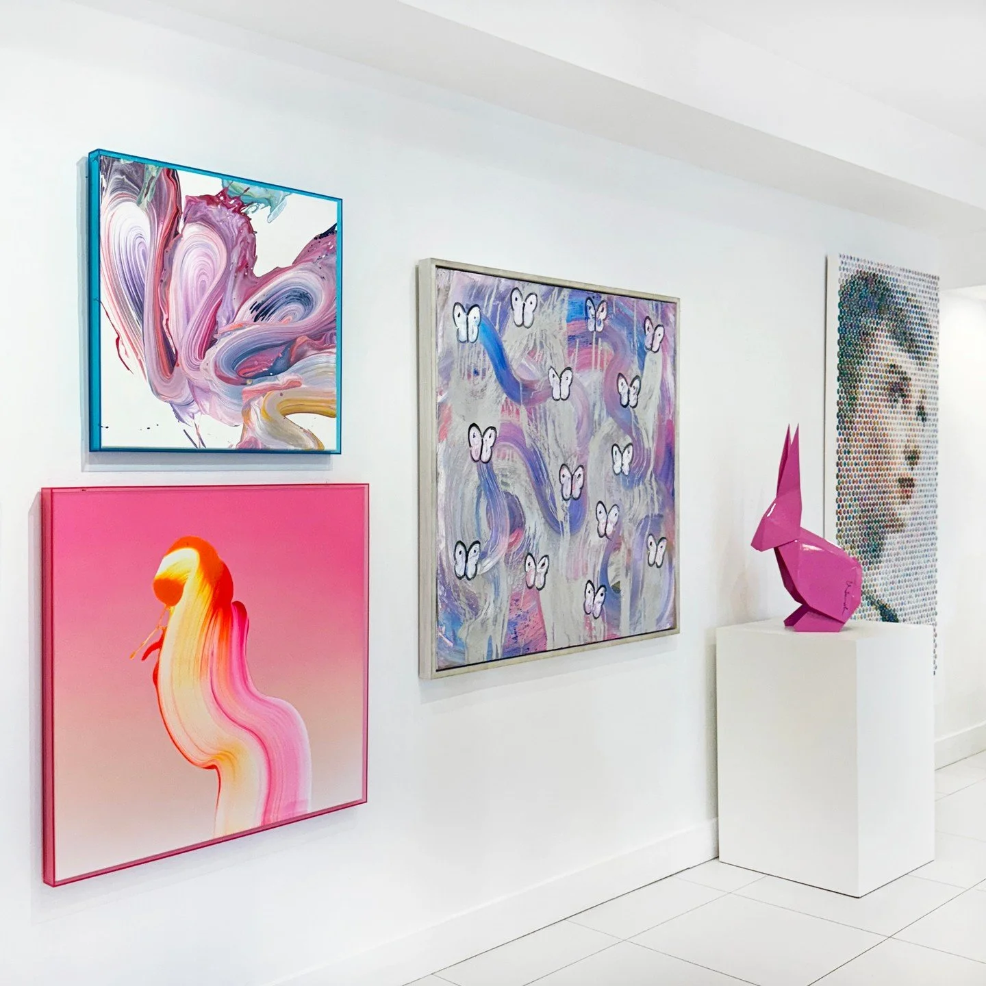 Pretty in pinks &amp; purples 💜💅 

From vibrant new pieces by @nikolaosschizas to @huntslonem and sculpture by @mrbrainwash and @lina_condes, our Palm Beach gallery is glowing more than ever! Stop in this weekend to check out our new curation.

Lin