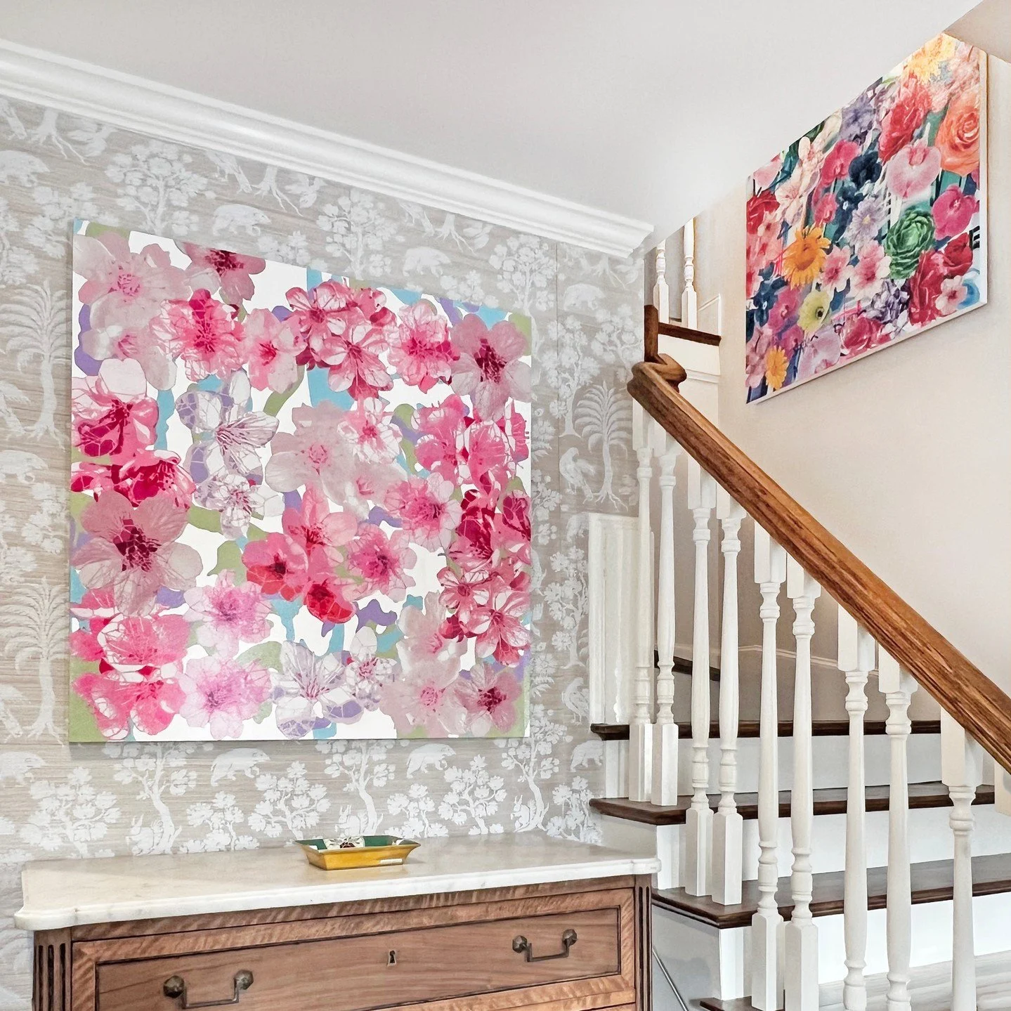 Our local #Boston clients found homes for several works from our collection 🤗 featuring @campbelllapun @mrbrainwash and #TakashiMurakami, each piece works together to beautifully compliment the space.

If you are looking for your next art centerpiec