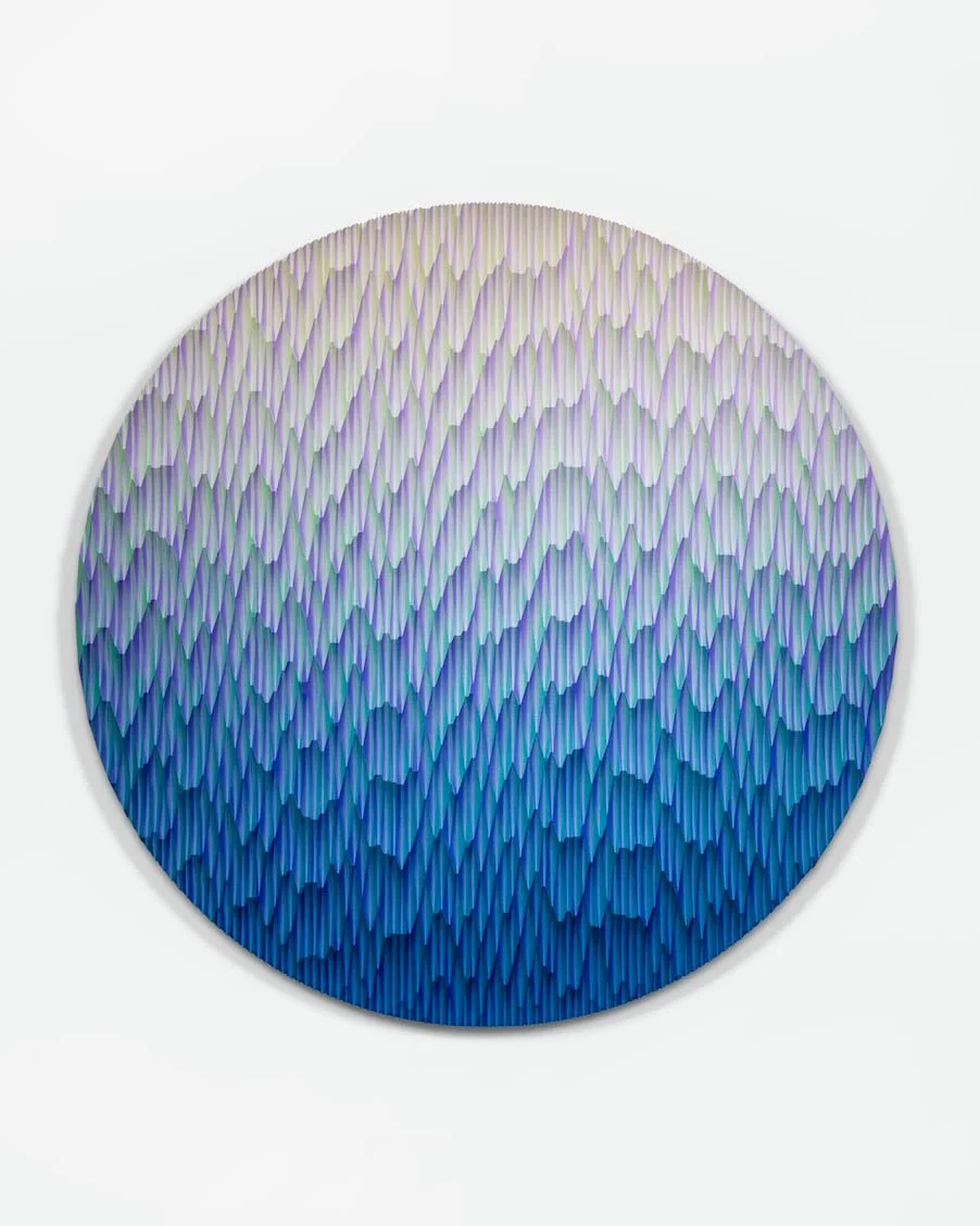 Stunned by @ericmoorestudio's newest piece, 'Birds of a Feather' 🪽 swipe to watch it change color from different angles.. and stop by our DC gallery over the weekend to admire it from all points of view!

Link in bio and DM for inquiries.
.
.
.
#dtr