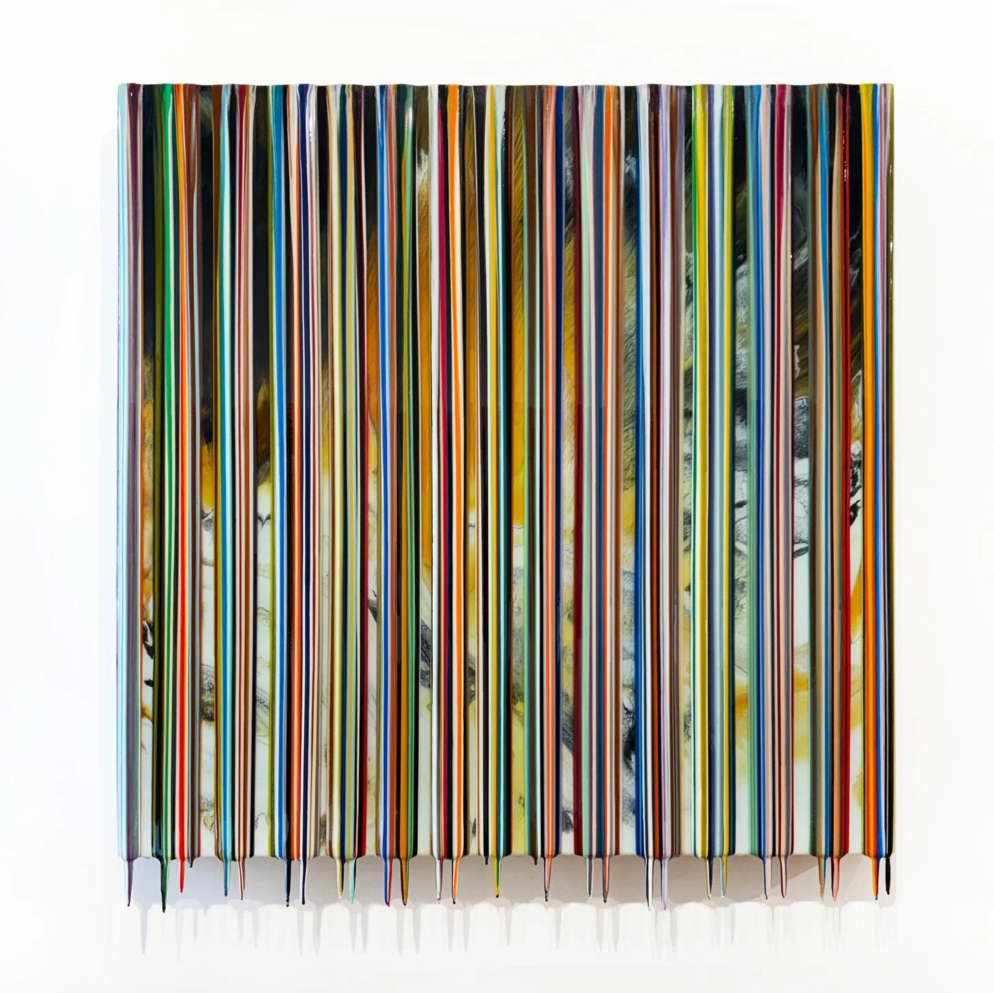 Two new drip pieces by @franciscovalverdestudio have arrived in DC and NYC! ✨Stop by to see the high gloss resin works in person.

DM us to inquire about his full collection.
.
.
.
#dtrmodern #contemporaryart #resin #abstract #artcollecting