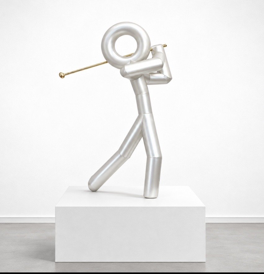 Golfer4 (Pearl White With Gold Club)