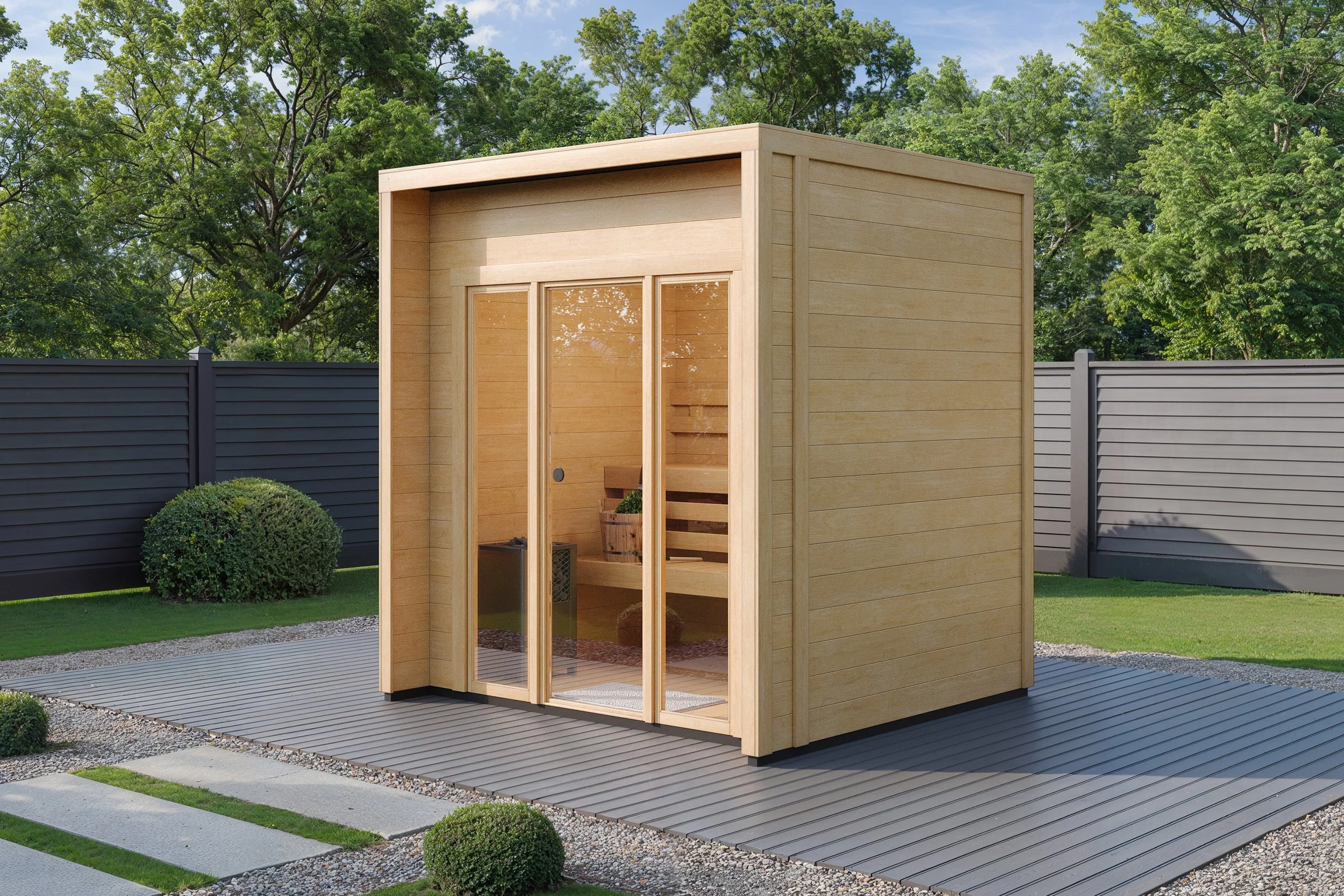 Eine kleine Holzhütte mit Glastüren in einem Garten mit Kies und Gräsern.