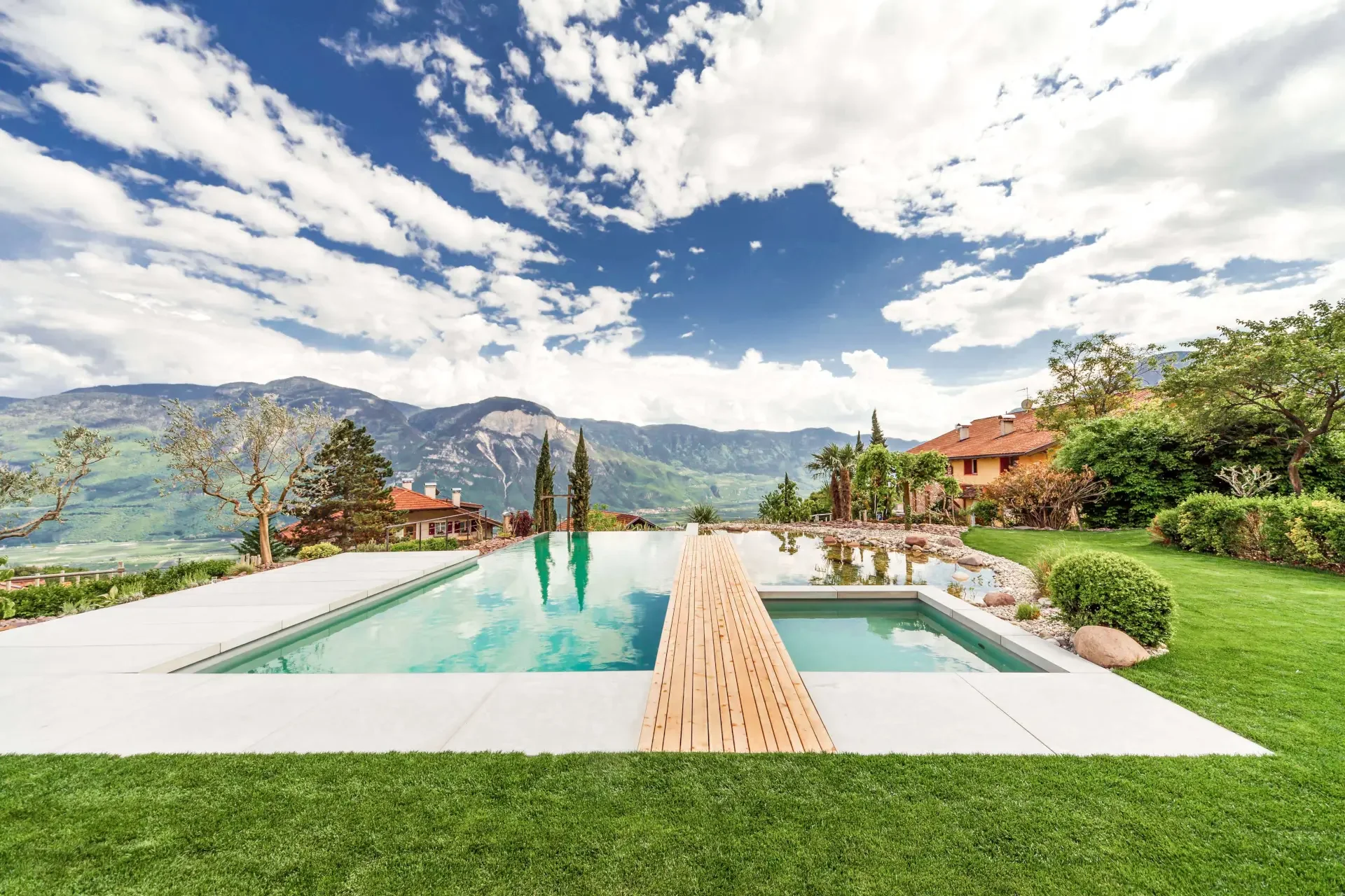 Aqua Sana Combi Bioschwimmbad und Bioteich in Kurtatsch Südtirol