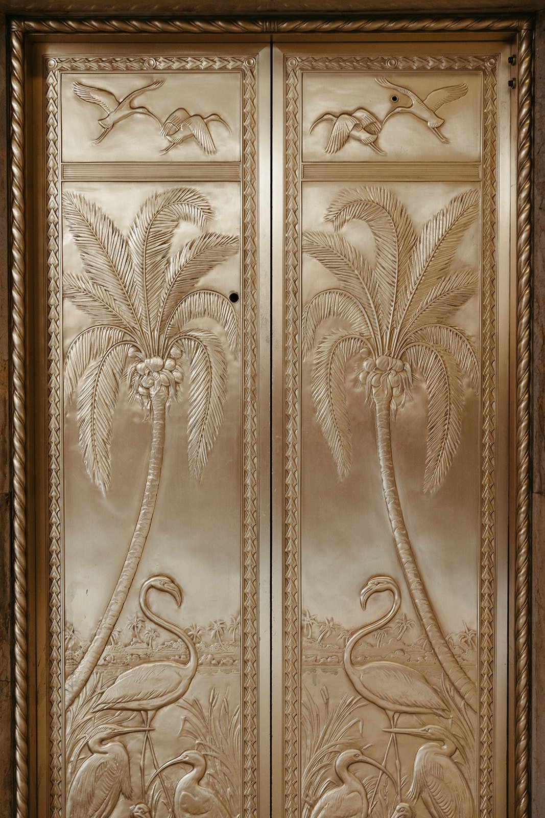 boda-dupont-building-miami-puertas-art-deco-dupont-building-emotion-and-motion-07.jpg