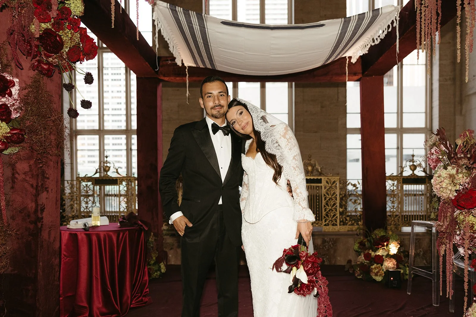 wedding-dupont-building-miami-couple-portrait-dupont-building-emotion-and-motion-13.jpg