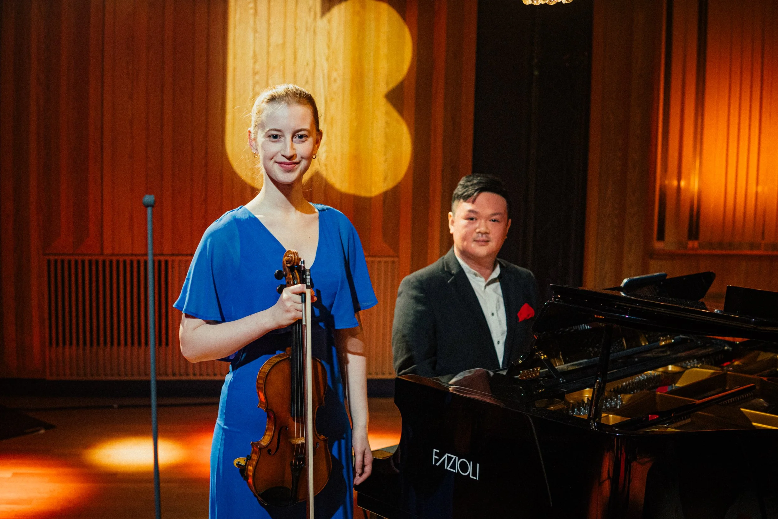 Luna De Mol Toots.jpg