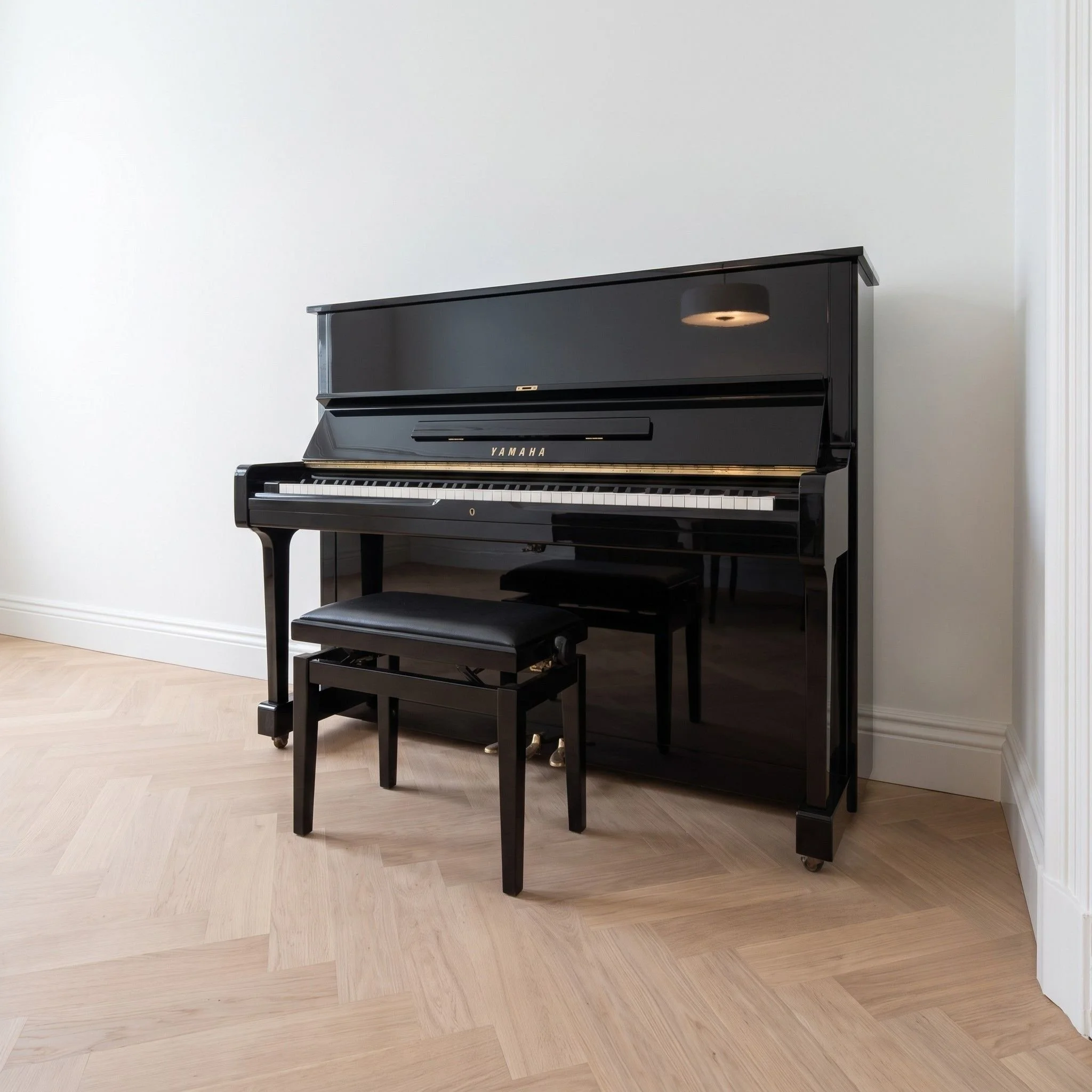 Yamaha U1 PE °1975