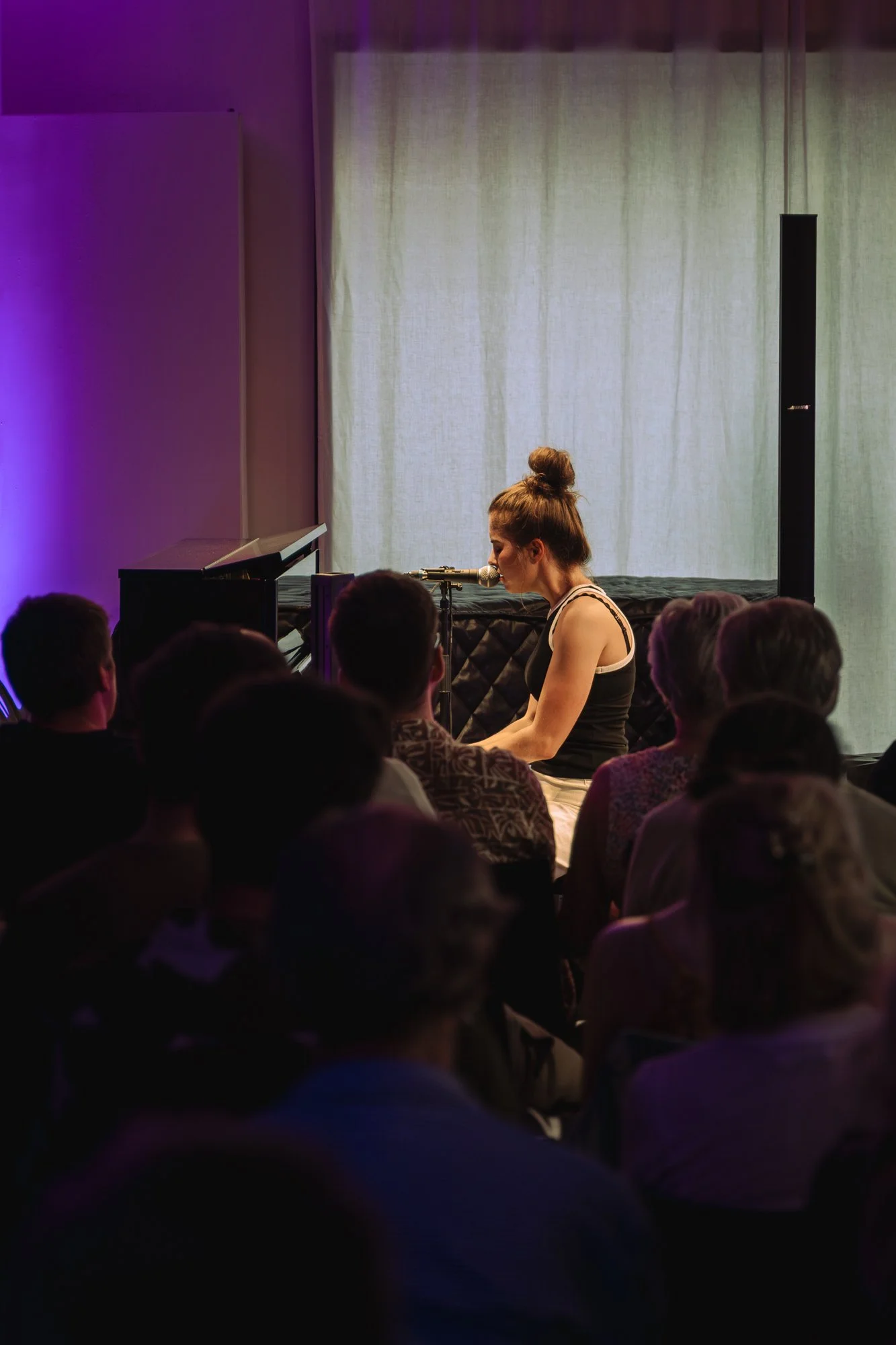 QMPianoSessions_Emmyd'Arc-10.jpg