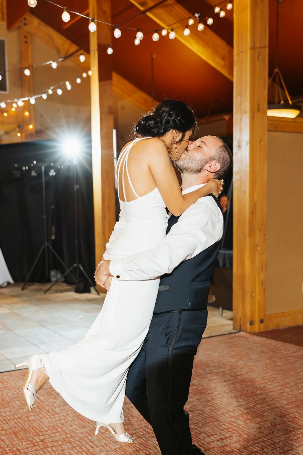 2024_BeeEric_Wedding-633.jpg