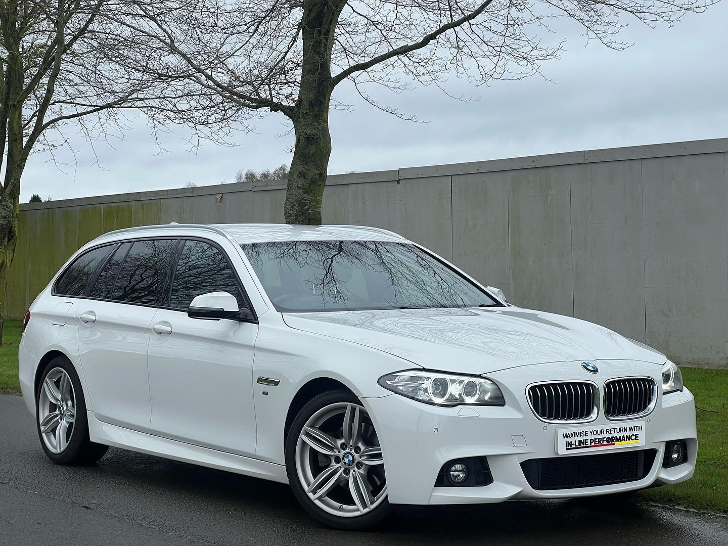 Here At IN-LINE PERFORMANCE We Take Pride And Joy Into Supplying You With Great Examples Of German Engineering. We Are Proud To Present This 2016 (66) BMW 520D Touring Finished In Alpine White. This Vehicle Is Fitted With Desirable Specification Whic