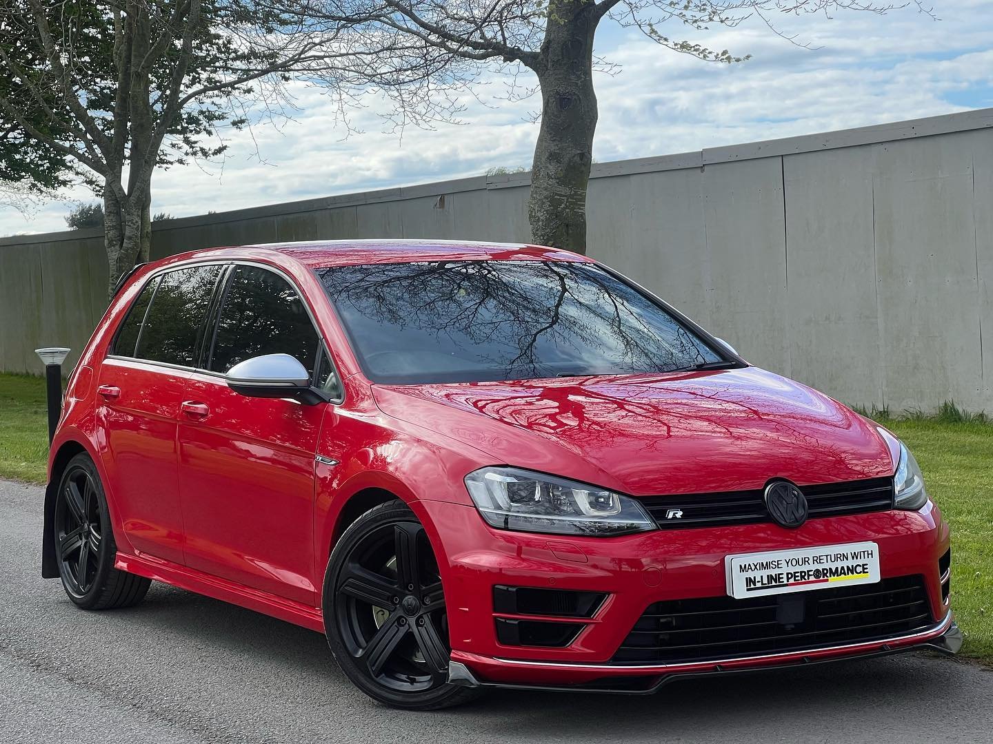 Here At IN-LINE PERFORMANCE We Take Pride And Joy Into Supplying You With Great Examples Of Performance Engineering. 
Here We Present To You This 2016  VW Golf R  Finished In Metallic Red. 
We have Taken Into Consideration Its Desirable Specification