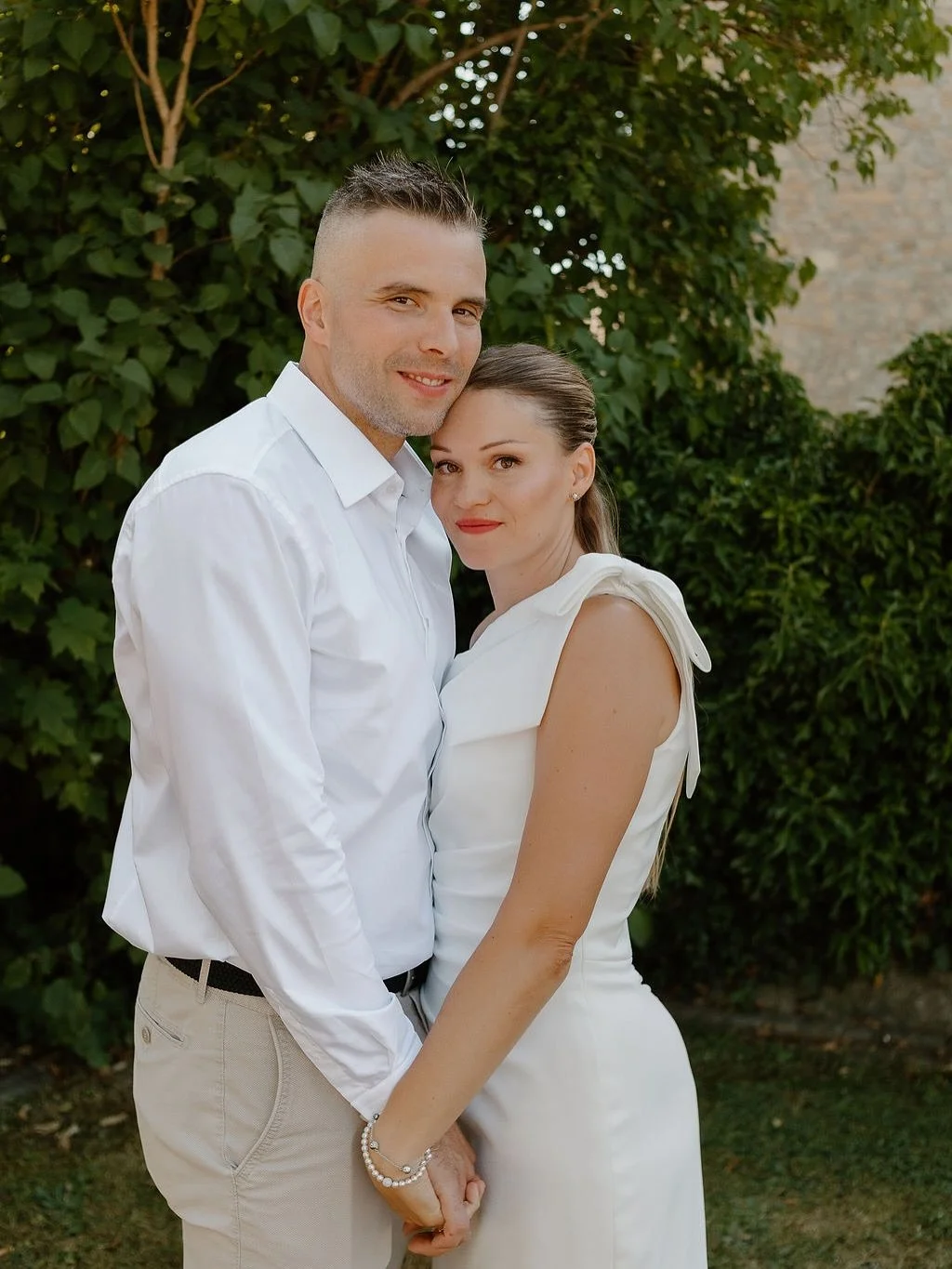 Digital &amp; film for this sweet civil wedding with J &amp; V ! 

Flowers @_floriaz_ 
Dress @auxdeuxcolombesbulle 
Rings @salondelalliance