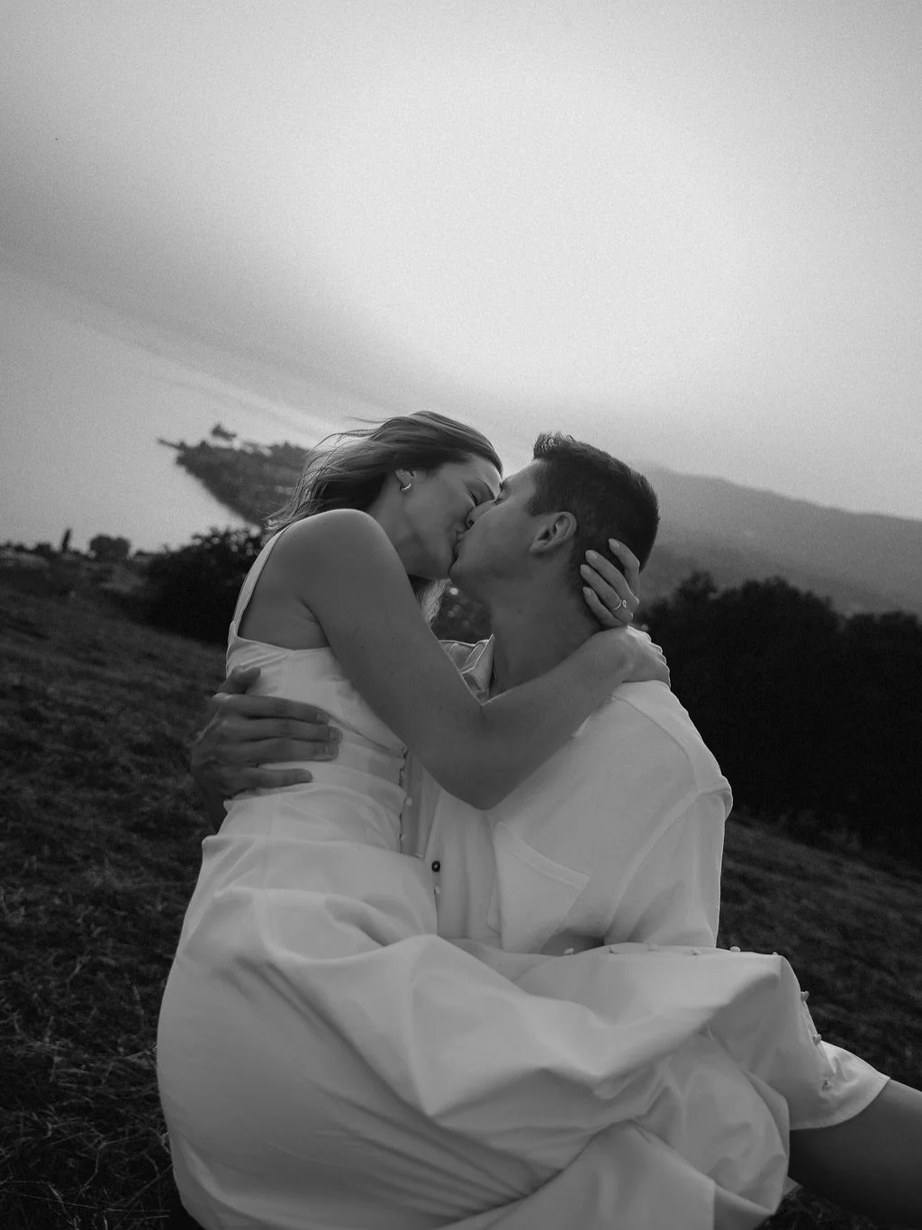 An American love above the magical Swiss view.

For couples visiting Switzerland ; your unforgettable moments deserve magical Swiss scenery

#SwitzerlandCouplePhotoshoot#DestinationProposalSwitzerland#SwissAlpsEngagement#LakeGenevaPhotography#TravelC