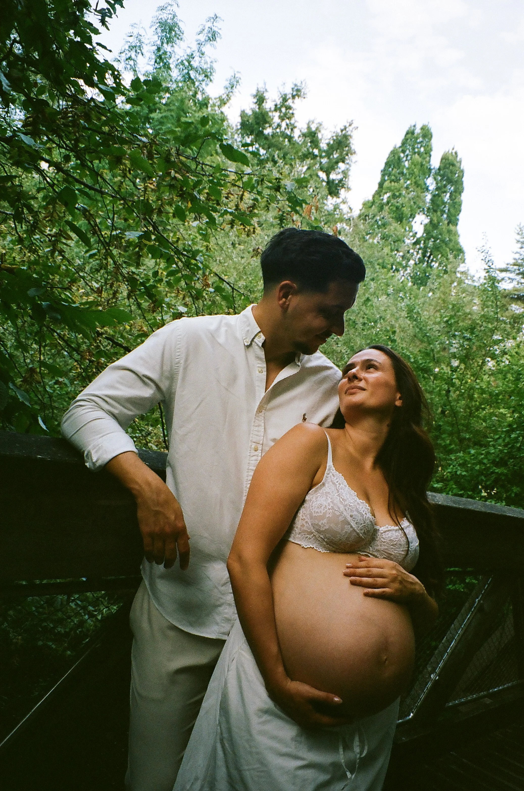 photo de grossesse Genève pregnancy photoshoot Geneva couple photoshoot