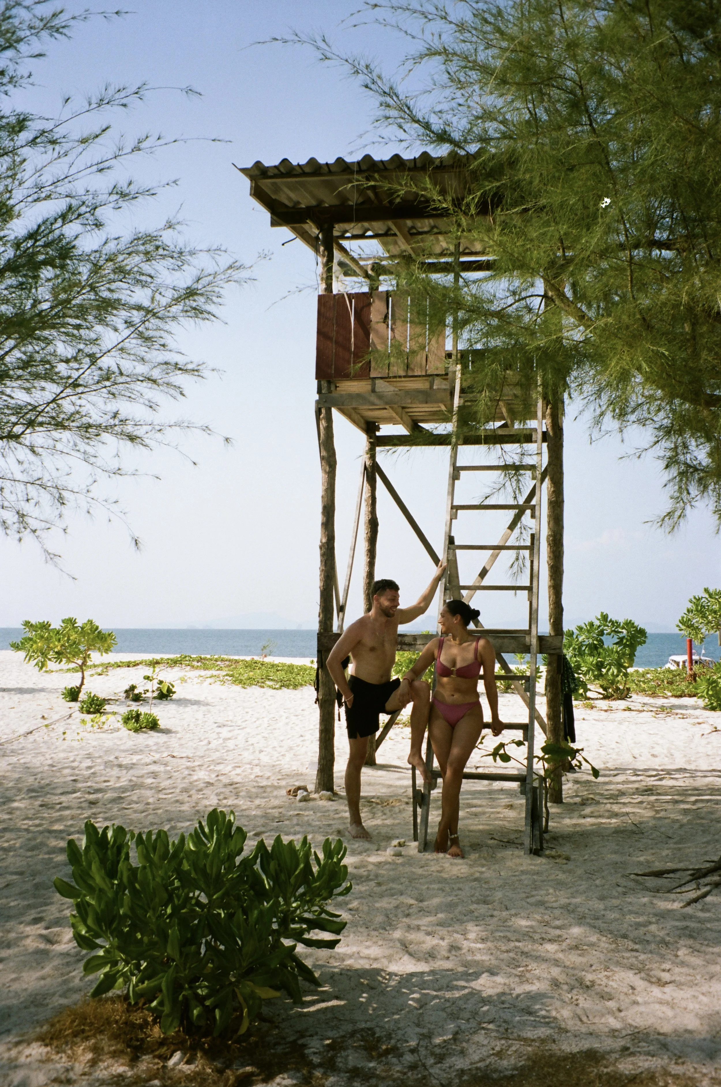photo d'un couple en Thaïlande sur la plage