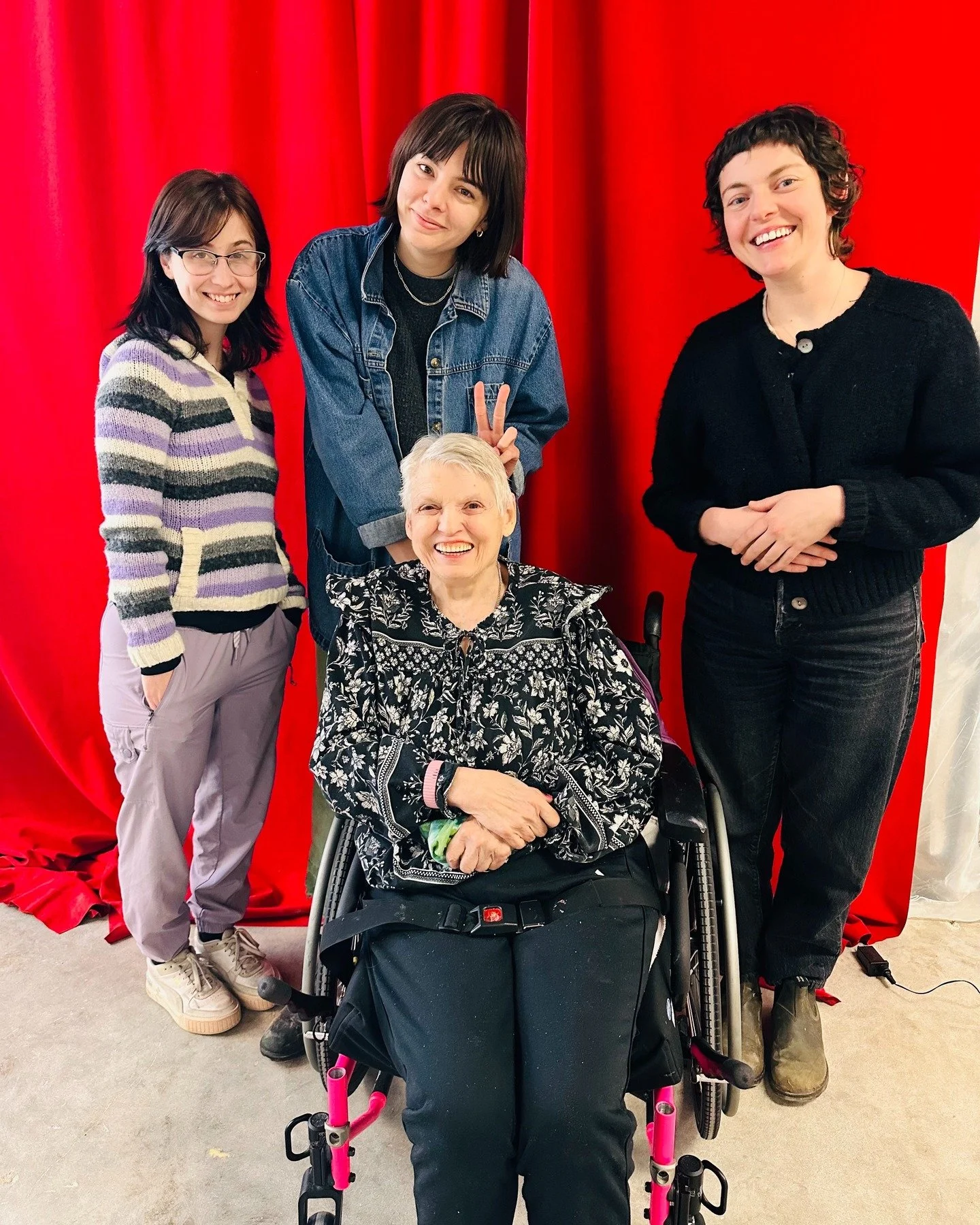 ❗ V+V IS HIRING ❗
Full-time Studio Coordinator 
Blue Ash Studio 
$15 / hour
Working with V+V artists will challenge every preconceived notion you hold about disability; join our team as we make Cincinnati a more inclusive arts community!
Some things 