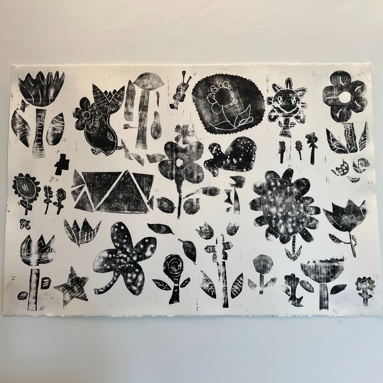 Many hands made this high contrast garden! 
This past weekend, Evelyn Bailey and @Vv@vv_tap  attended the opening celebration of the @cincycac  School Outreach exhibit. V+V TAP collaborated with Rothenberg Preparatory Academy to create a beautiful co