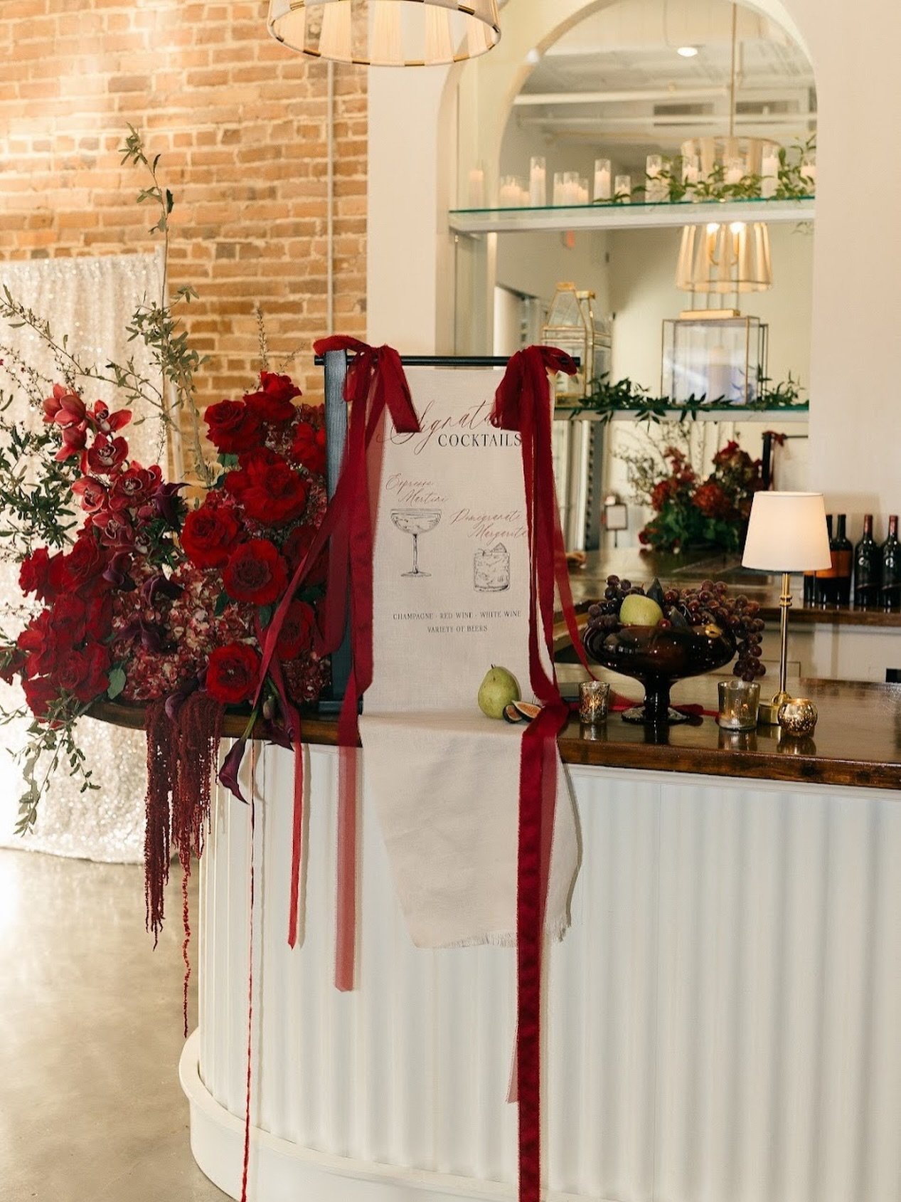 &rsquo;Tis the season for cocktails &amp; company celebrations!
We loved hosting this festive corporate holiday party at The Elia!

Looking for the perfect venue to host all your corporate celebrations? Planning just got a whole lot easier with The E