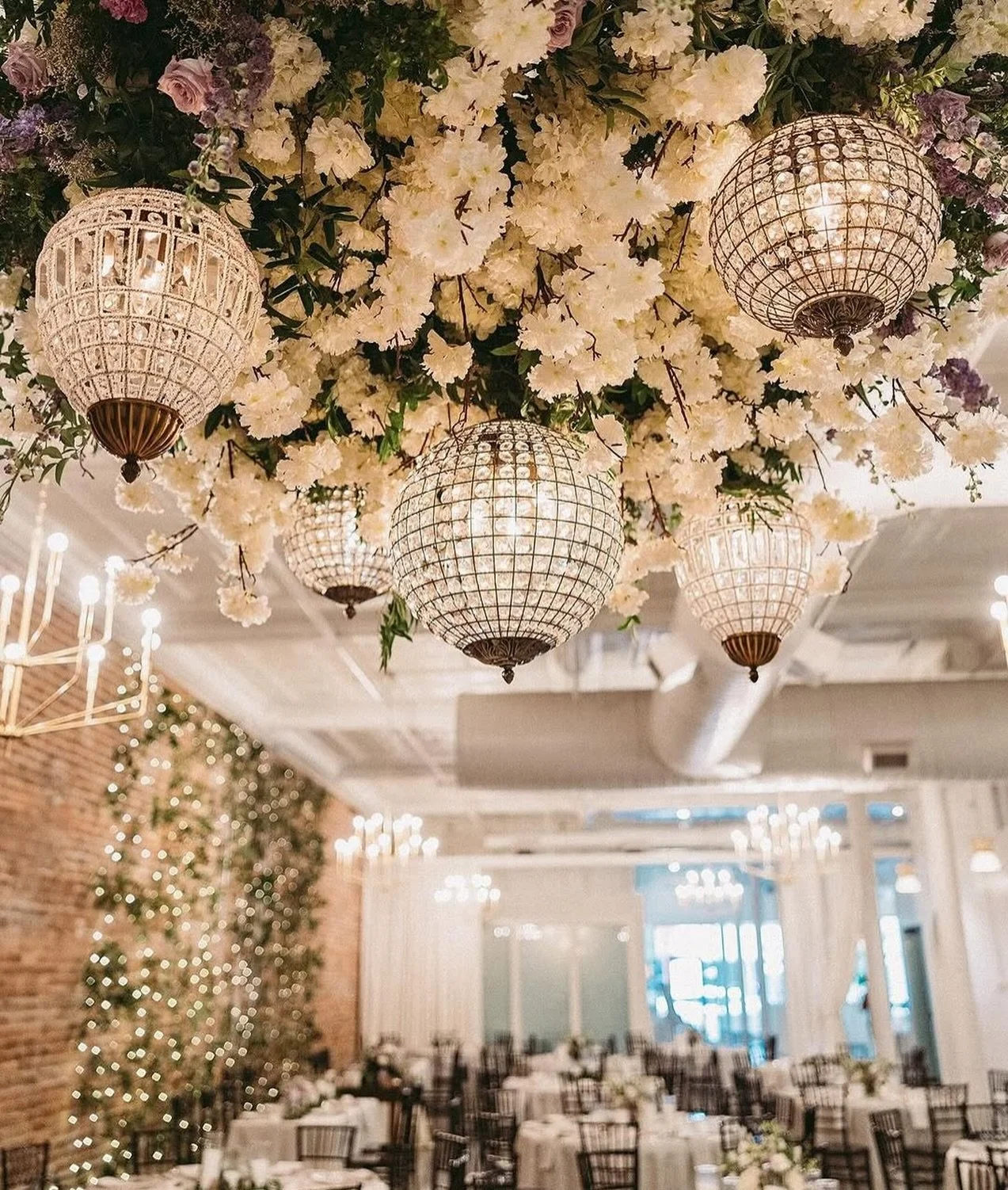 Your dance floor is usually the center of all the action during the reception, so why not dress it up with a stunning floral installation!

Venue: @theeliawilmington
Planning + Design: @meghensonevents
Photography: @lightbloomphoto
Florals: @designsb