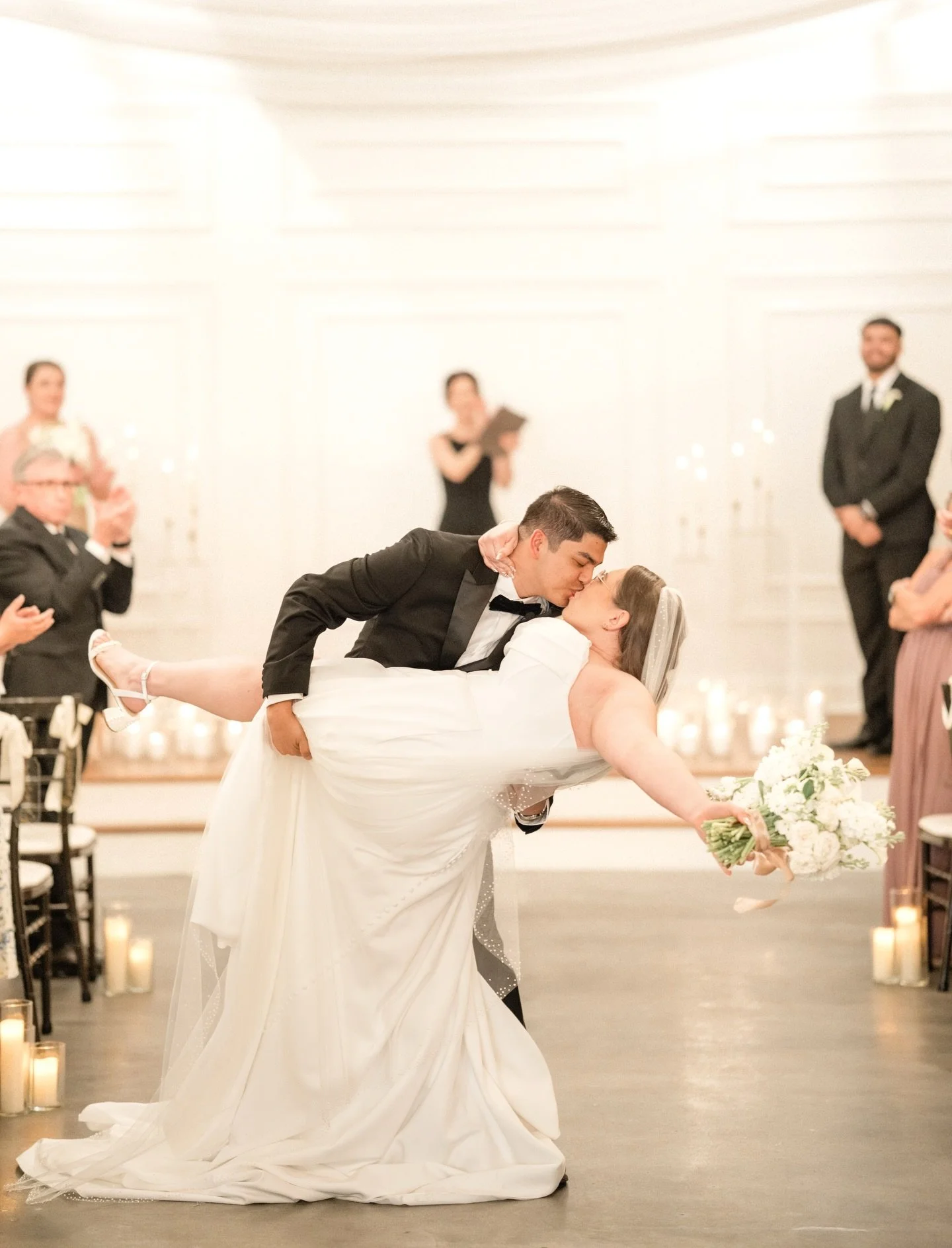 There&rsquo;s something so magical about a candlelight ceremony! 

With our all-inclusive package, every detail is taken care of. Our package includes all the ceremony decor and candles you need to create that warm, romantic glow. All you have to do 