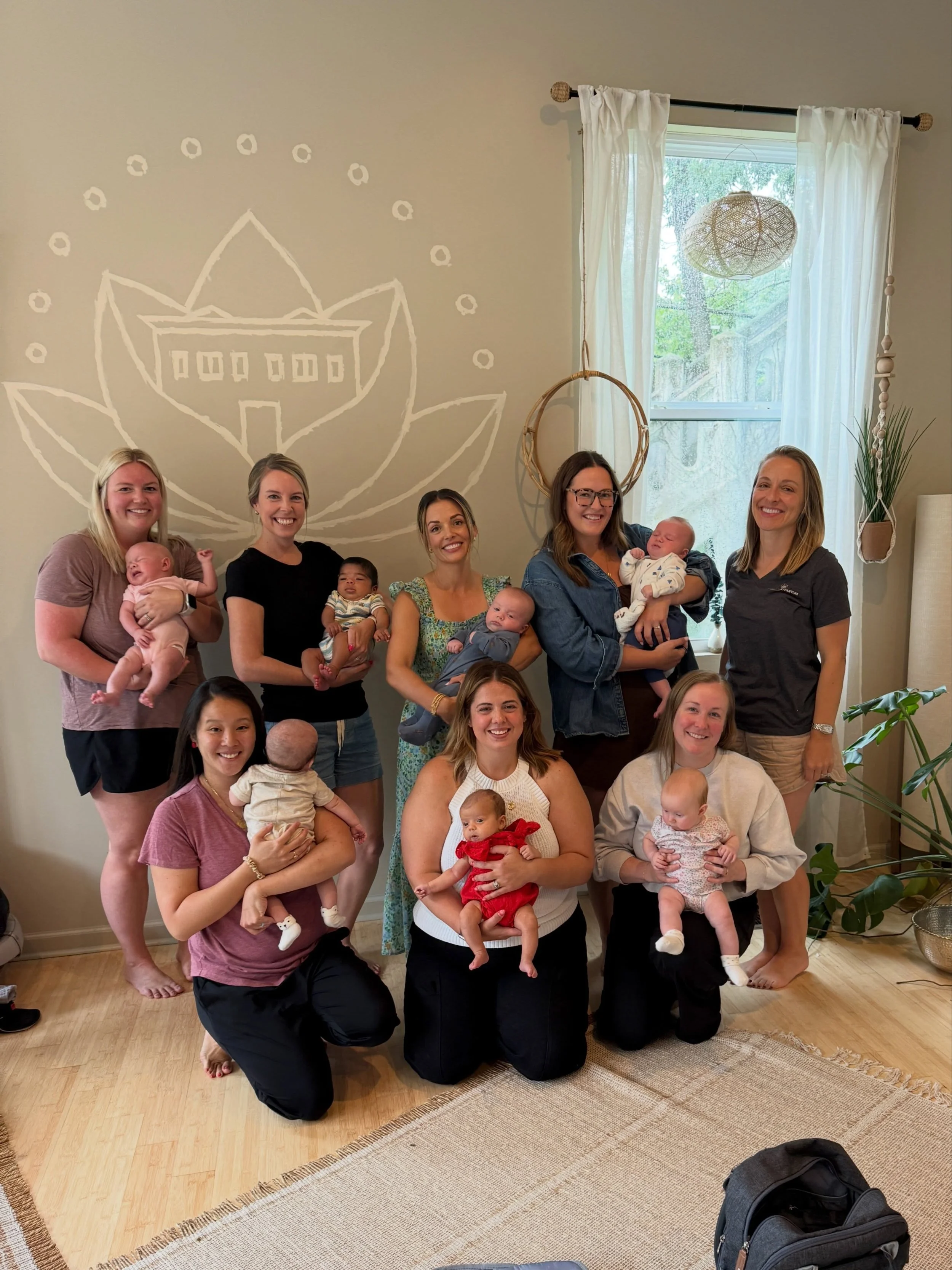 Let&rsquo;s celebrate our recent Mt. Lookout/Hyde Park (@holoshousecinci) 4th Trimester Postpartum Circle graduates! 🎓🎉

These May + June moms and babies made space to share in the highs and lows of the newborn season, offering one another honesty 
