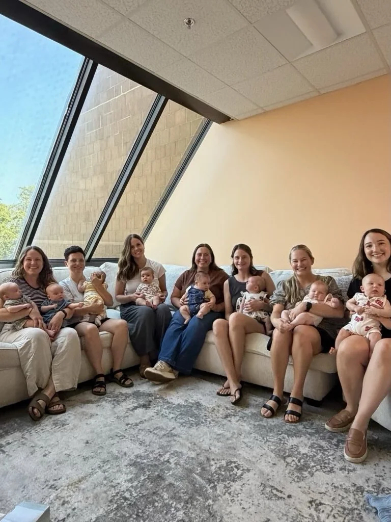 Sunday Funday! 🧡🖤 Today we&rsquo;re celebrating this cohort of May/June/July moms, who recently graduated from our Blue Ash 4th Trimester Postpartum Circles! 🎓🌿

They arrived as strangers navigating the early weeks of parenthood&mdash;and left wi