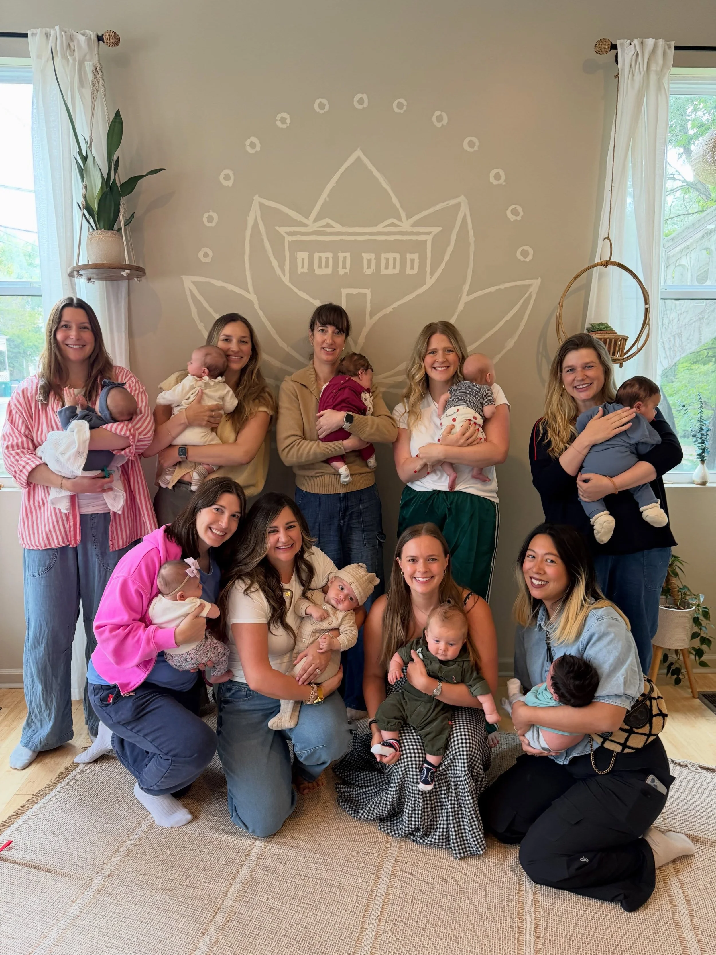 Please help us celebrate our recent June/July moms, who just graduated from our 4th Trimester circle at @holoshousecinci! 🎉🎓

Over the course of five weeks, these moms showed up for themselves and one another&mdash;sharing the beautiful, challengin