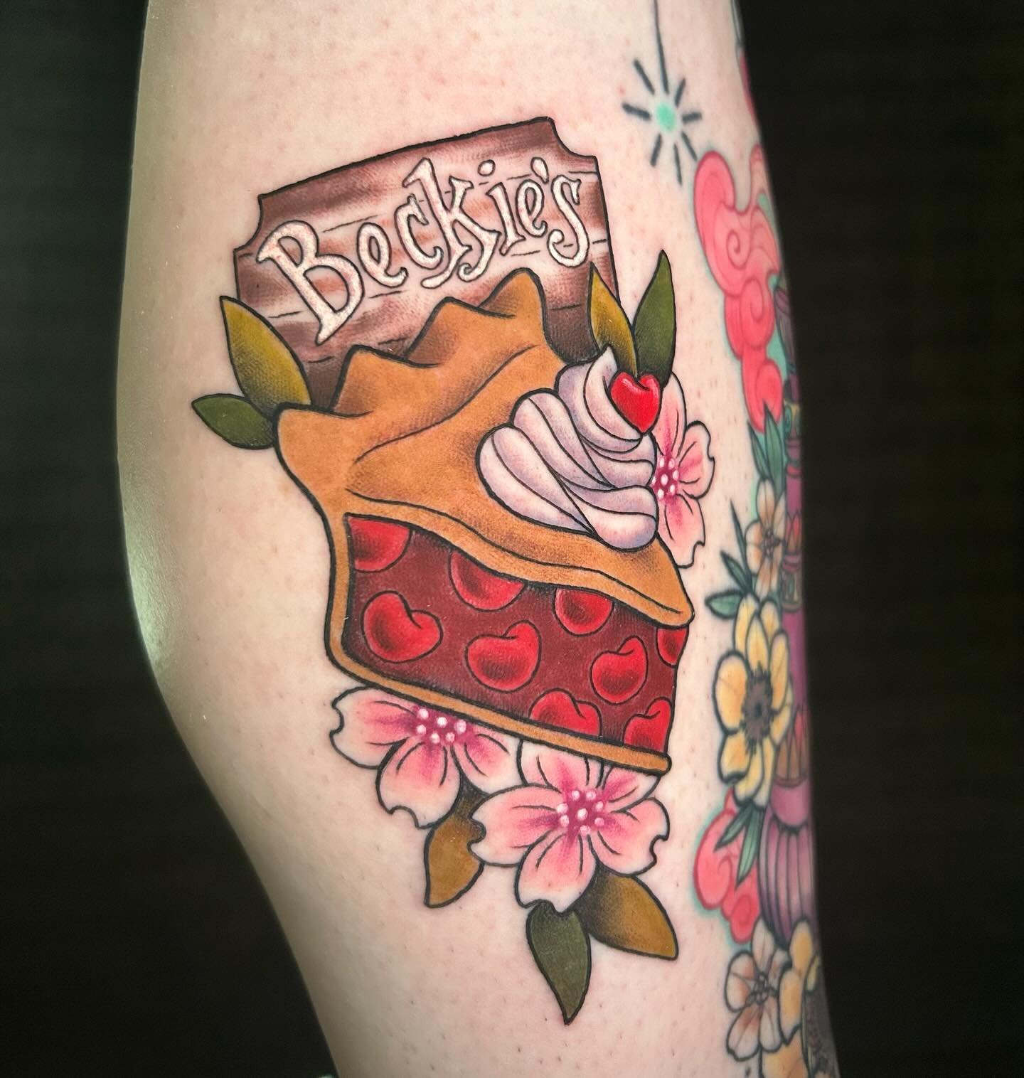 How sweet it is @foofytattoo is Now BOOKING! Click the link in our bio to book an appointment!
&bull;
Tattooed @mainlinetattoo in #chattanooga #tennessee using our faves @secondskintac #foofytattoo @razorbladepro #mainlinetattoo #chattanoogatattoo  #