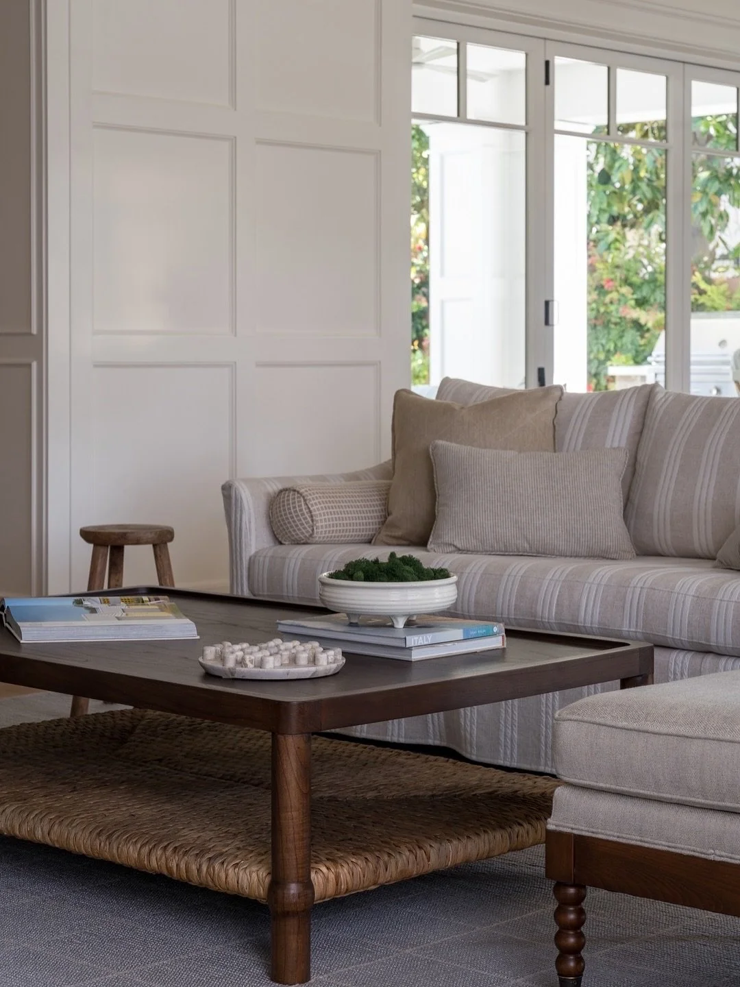 We&rsquo;re here for pattern &mdash;  you?! High Point highlights brought a lot of pattern this year, and we&rsquo;re all in. A neutral stripe for the win on our Coronado Family Room sofa. 

👩&zwj;🎨: @a_designed_space 
📸: @charlotteleaphotography 