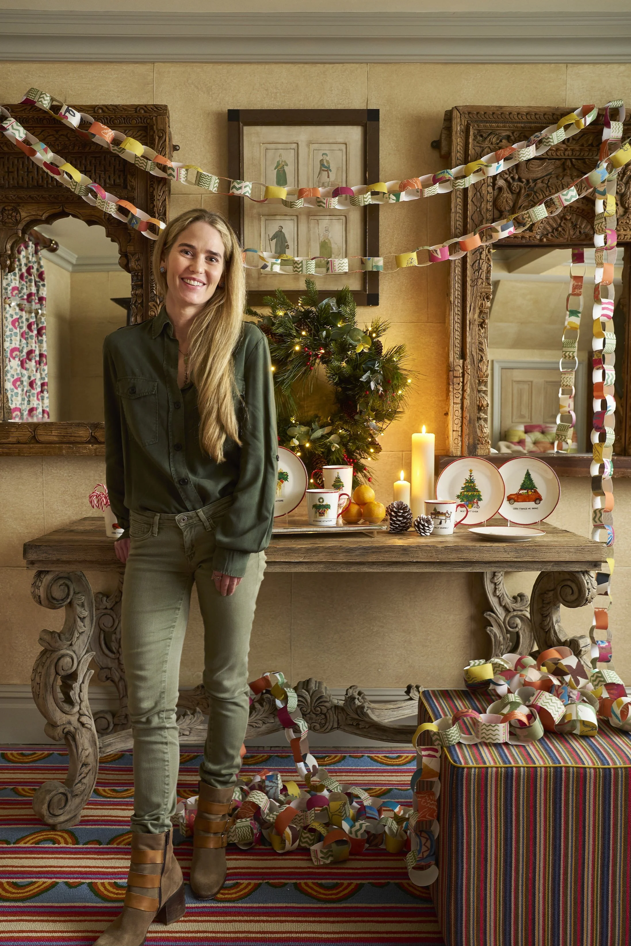 xmas sideboard scene_29.jpg