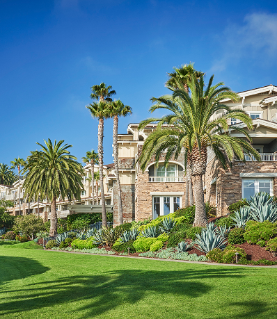 Luxury-wedding-at-Montage-Laguna-Beach.png