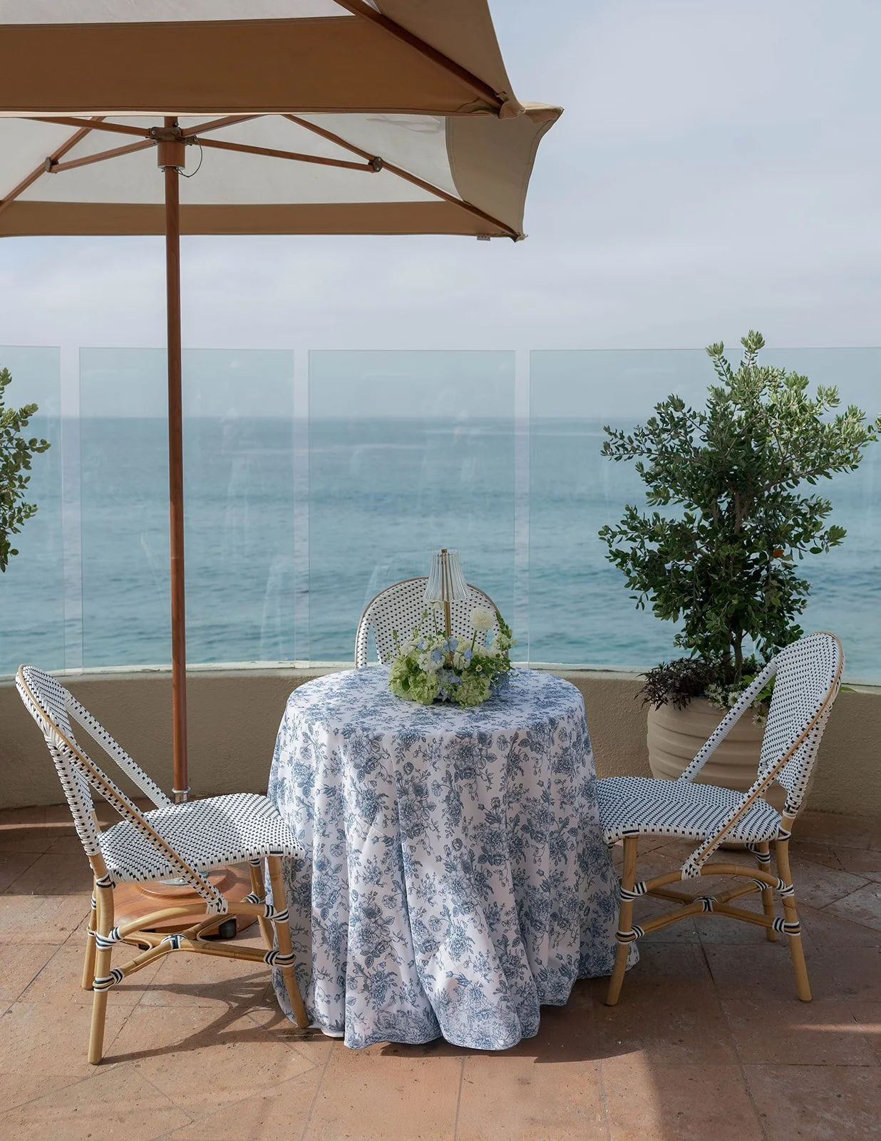 Surf-and-sand-white-and-blue-floral-linen.jpg