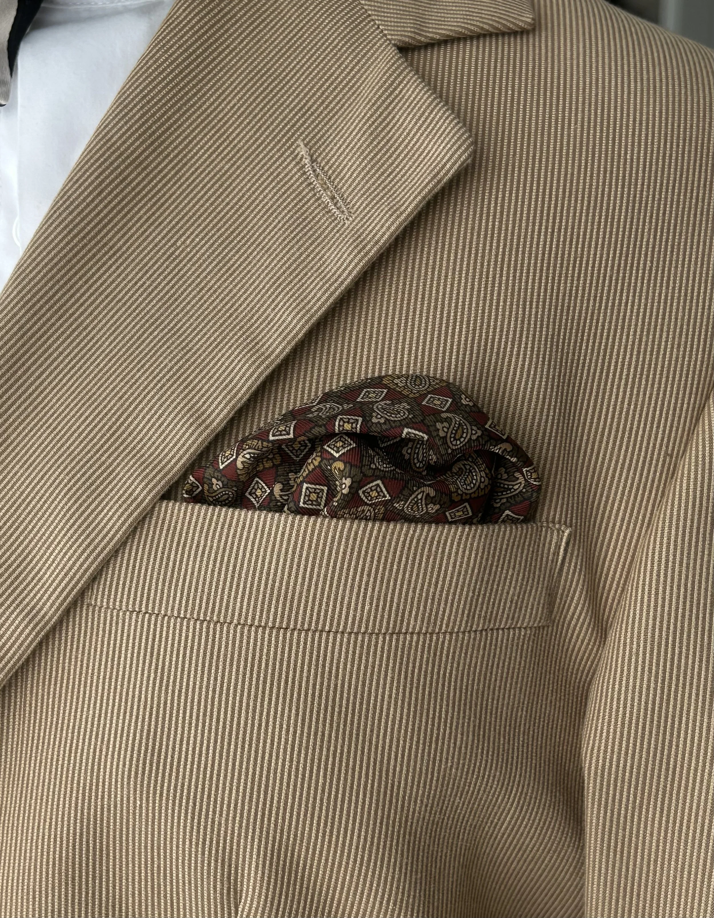 SILK SPOCKET SQUARE | Brick Red Background, Tan Paisley Pocket Square | Men's Accessories | Gentleman Style |